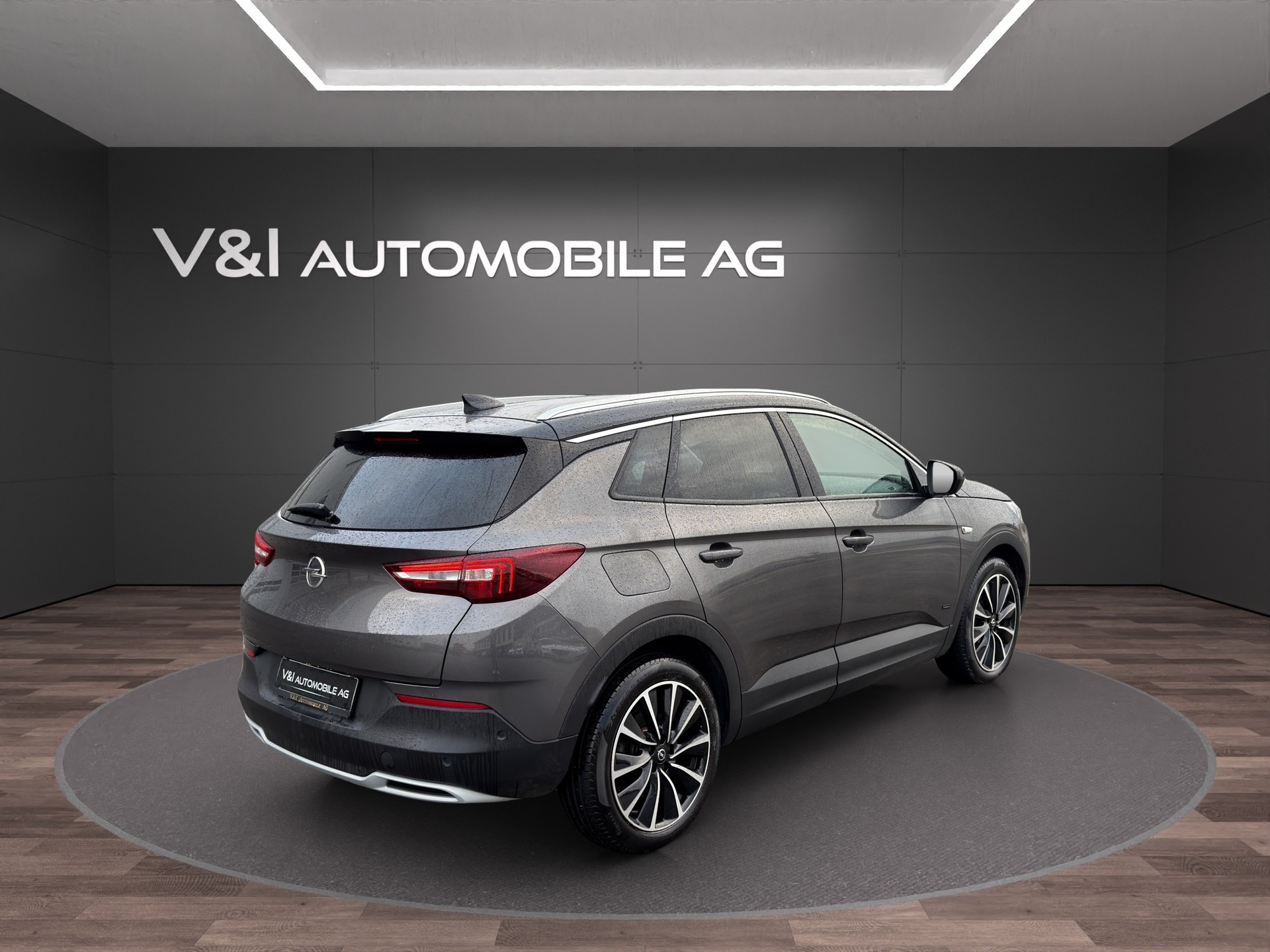 OPEL Grandland X 1.6 Hybrid4 Ultimate Automatik-image-2