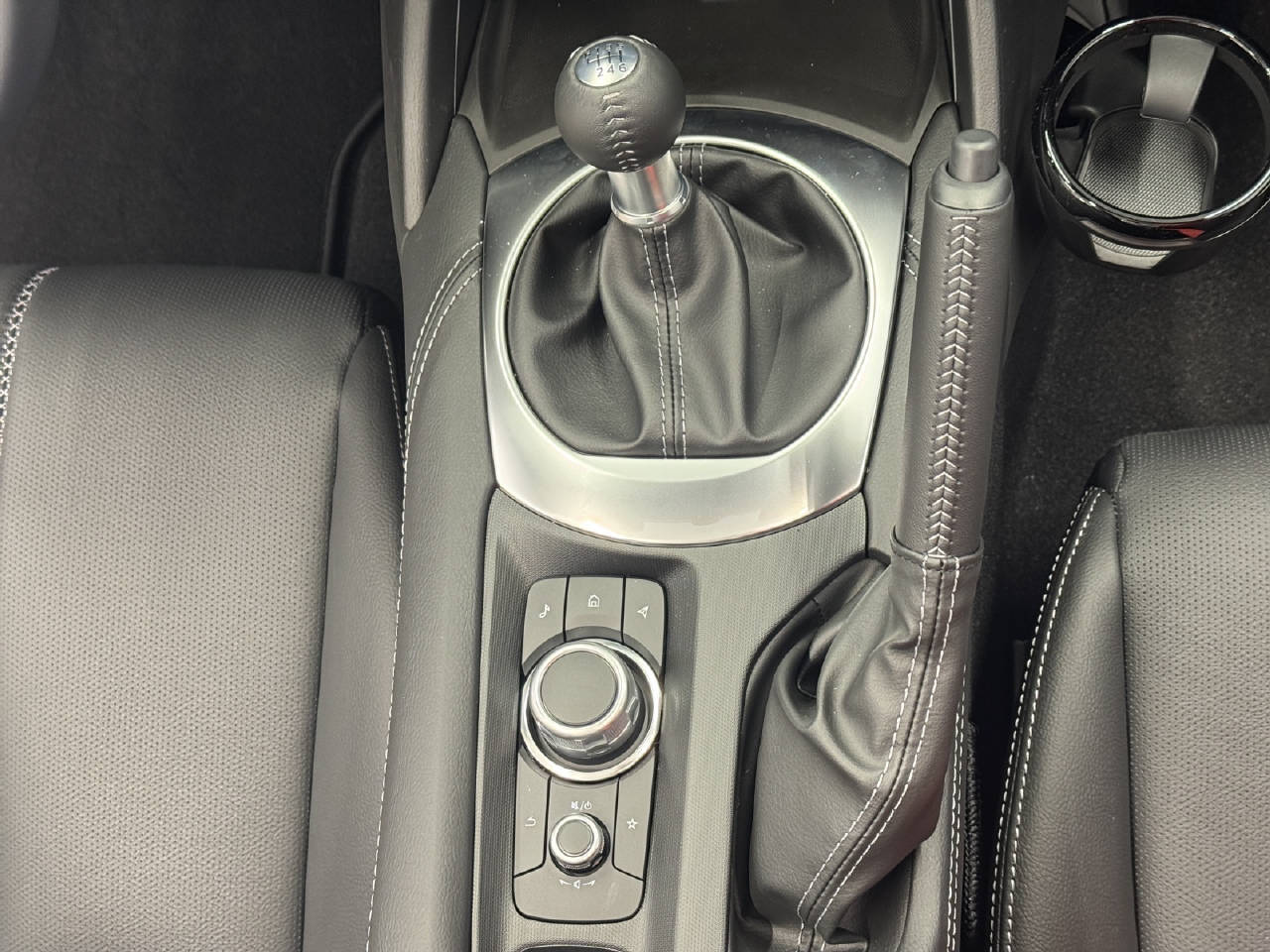 MAZDA MX-5 1.5 132 PS Exclusive-Line-image-16