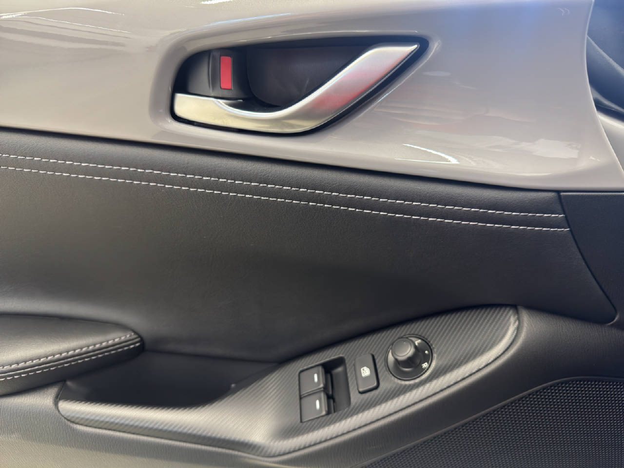 MAZDA MX-5 1.5 132 PS Exclusive-Line-image-17