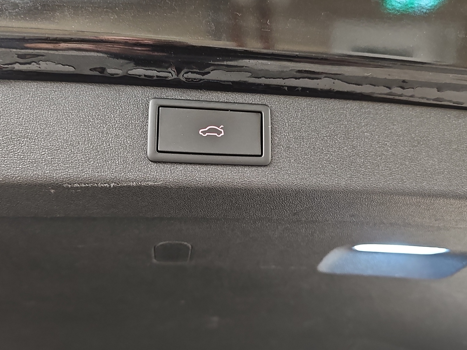 SKODA Enyaq iV 80x Founders Edition-image-14