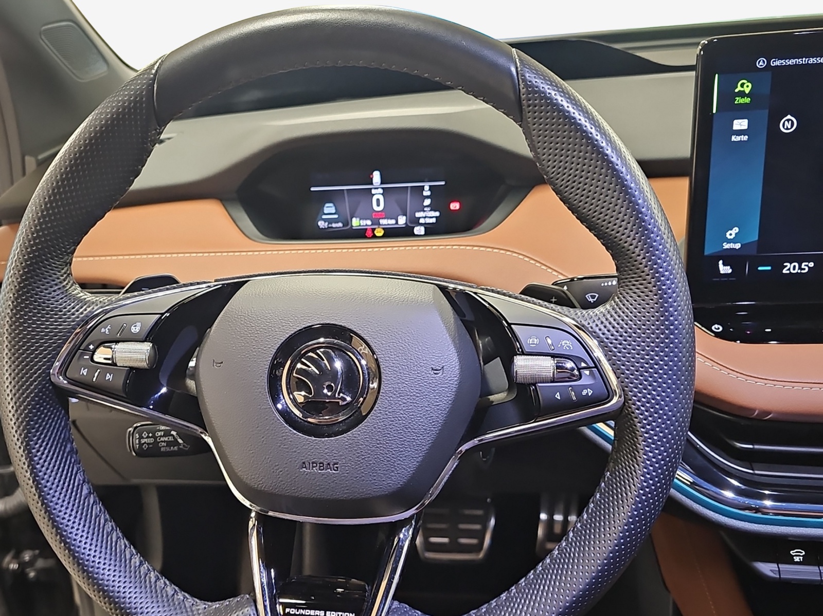 SKODA Enyaq iV 80x Founders Edition-image-10
