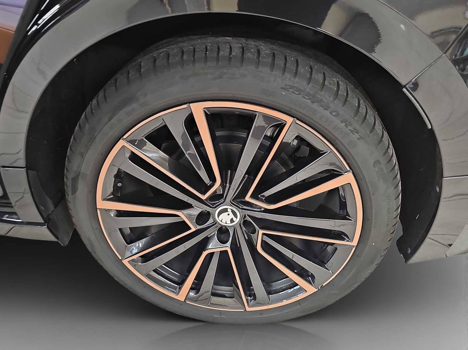 SKODA Enyaq iV 80x Founders Edition-image-15