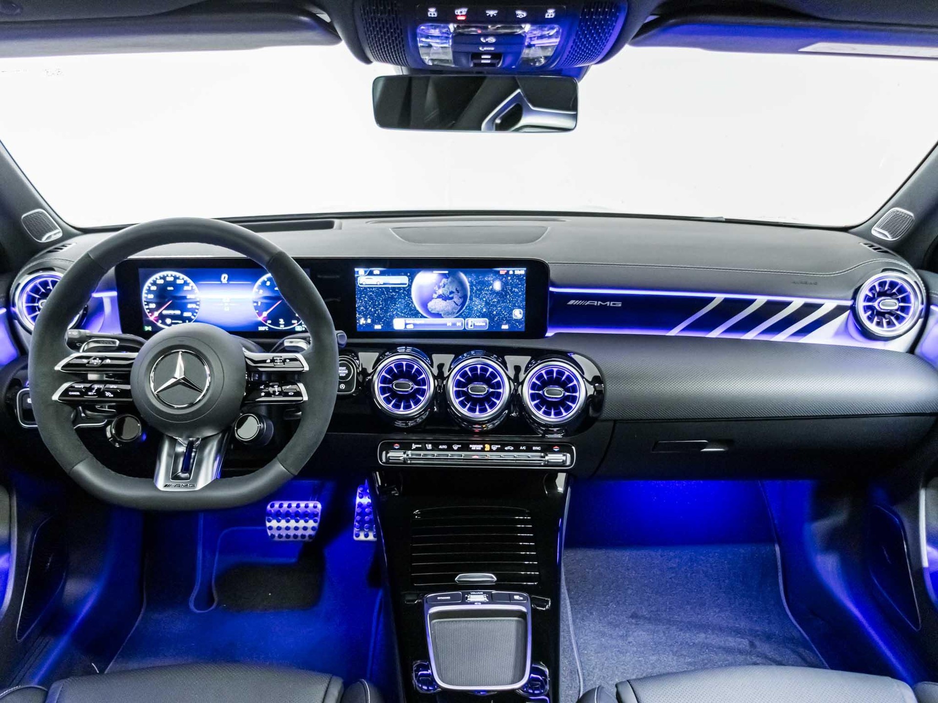 MERCEDES-BENZ A 45 S AMG 4MATIC+-image-11