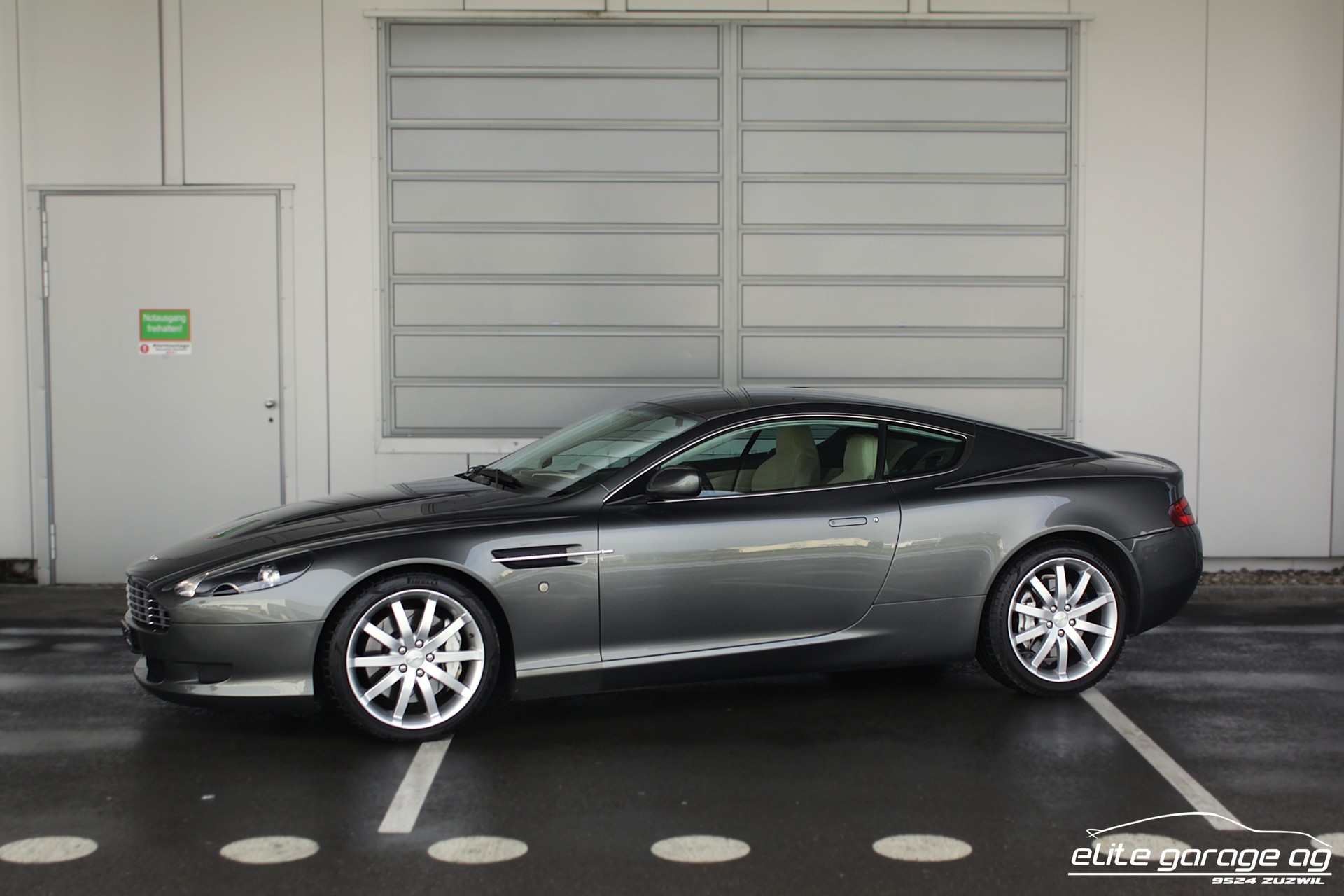 ASTON MARTIN DB9 Touchtronic 2-image-0