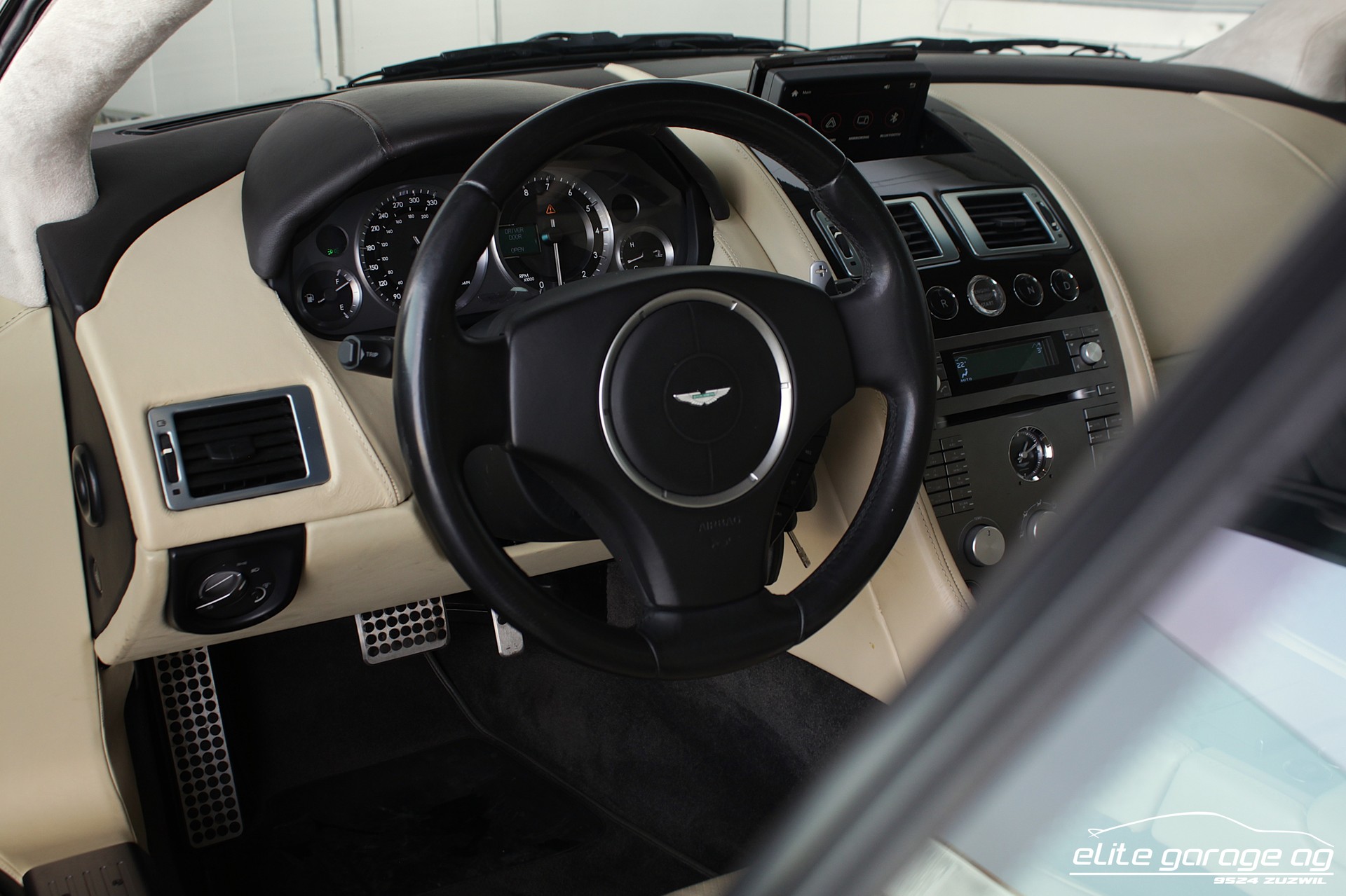 ASTON MARTIN DB9 Touchtronic 2-image-13