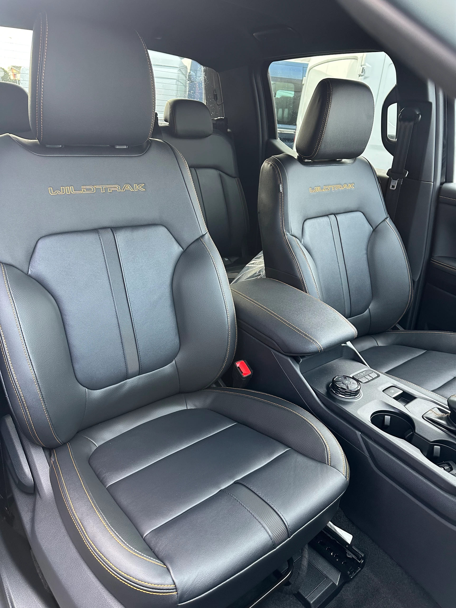 FORD Ranger dcab.pick-up 3.0 EcoBlu Wildtrack/240CV/Aut.-image-12
