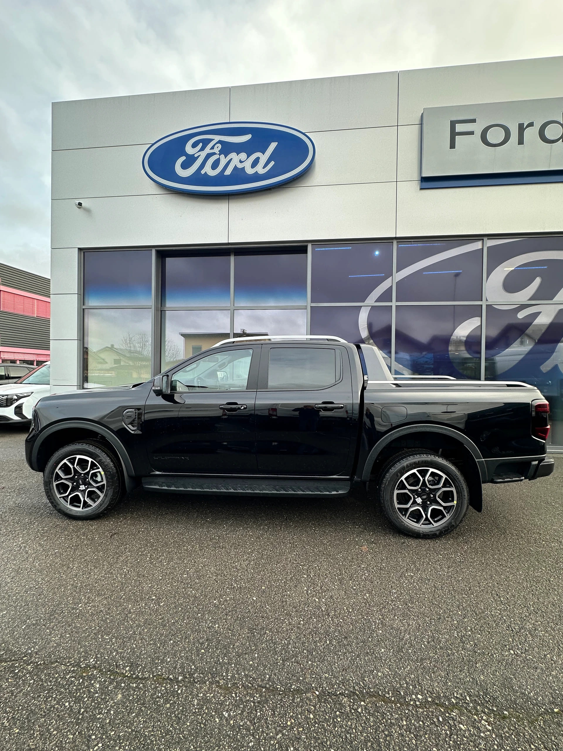 FORD Ranger dcab.pick-up 3.0 EcoBlu Wildtrack/240CV/Aut.-image-2