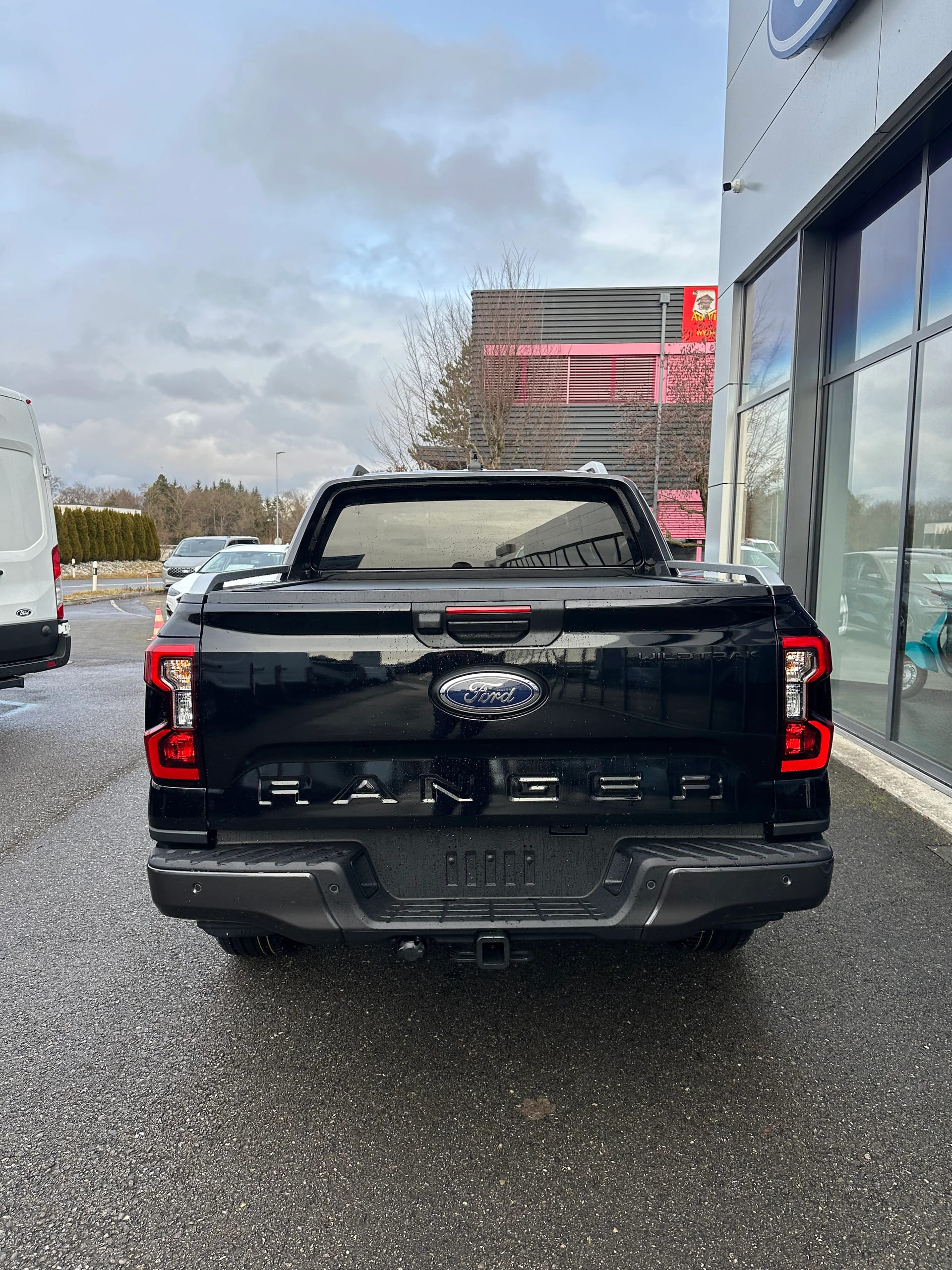 FORD Ranger dcab.pick-up 3.0 EcoBlu Wildtrack/240CV/Aut.-image-4