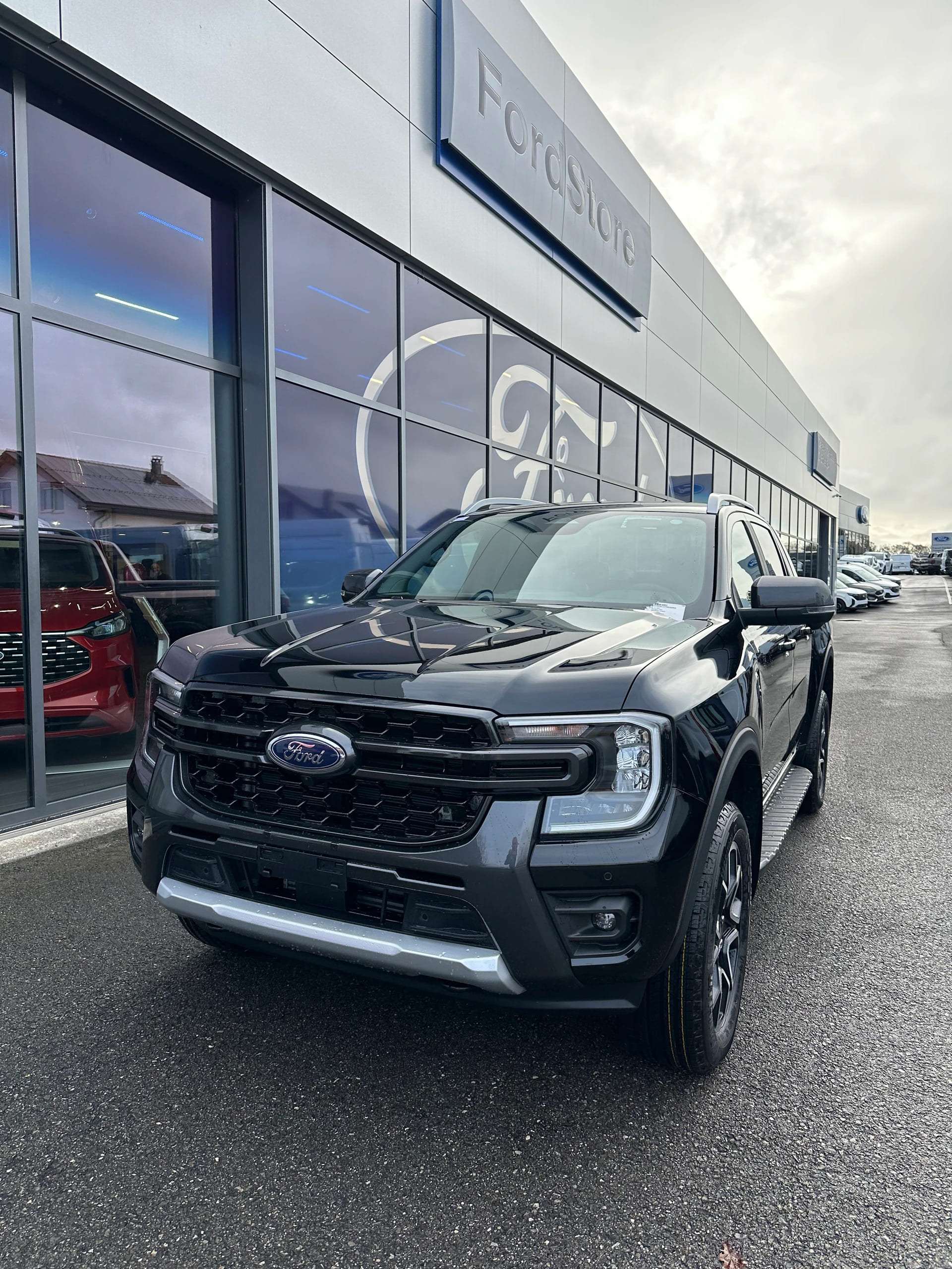 FORD Ranger dcab.pick-up 3.0 EcoBlu Wildtrack/240CV/Aut.-image-0
