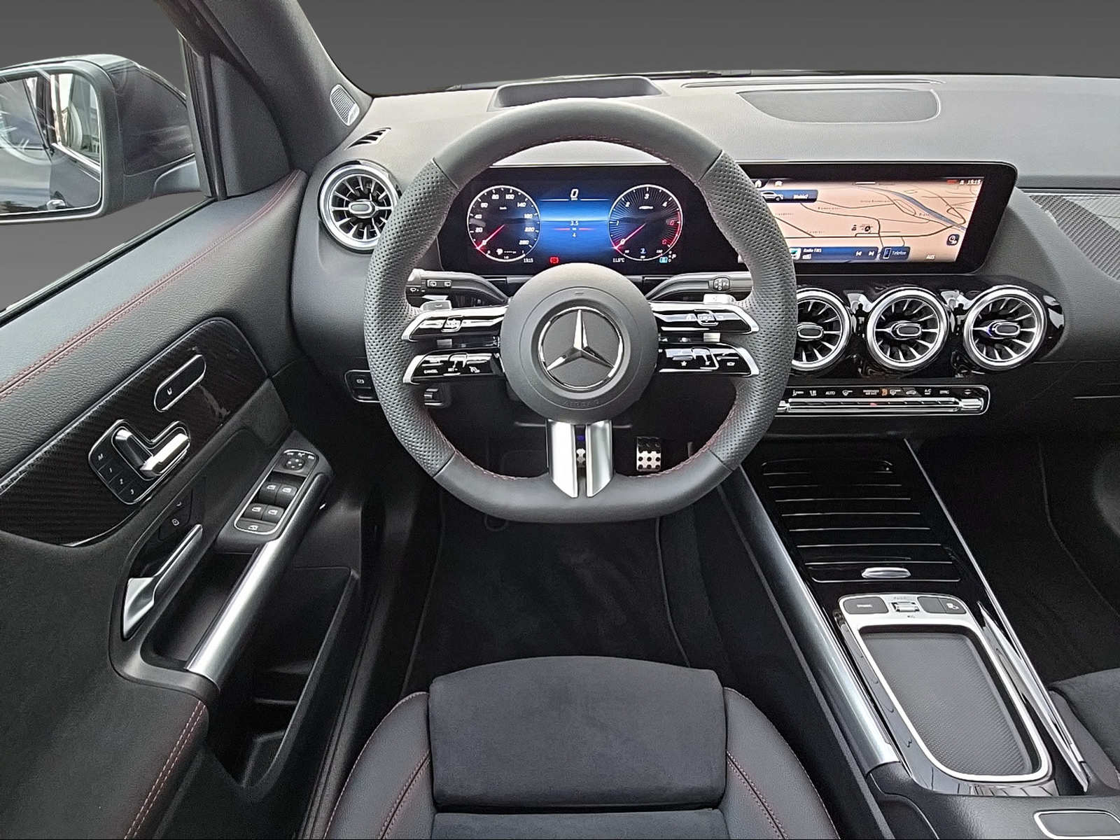 MERCEDES-BENZ GLA 220 d 4Matic Swiss Star-image-6