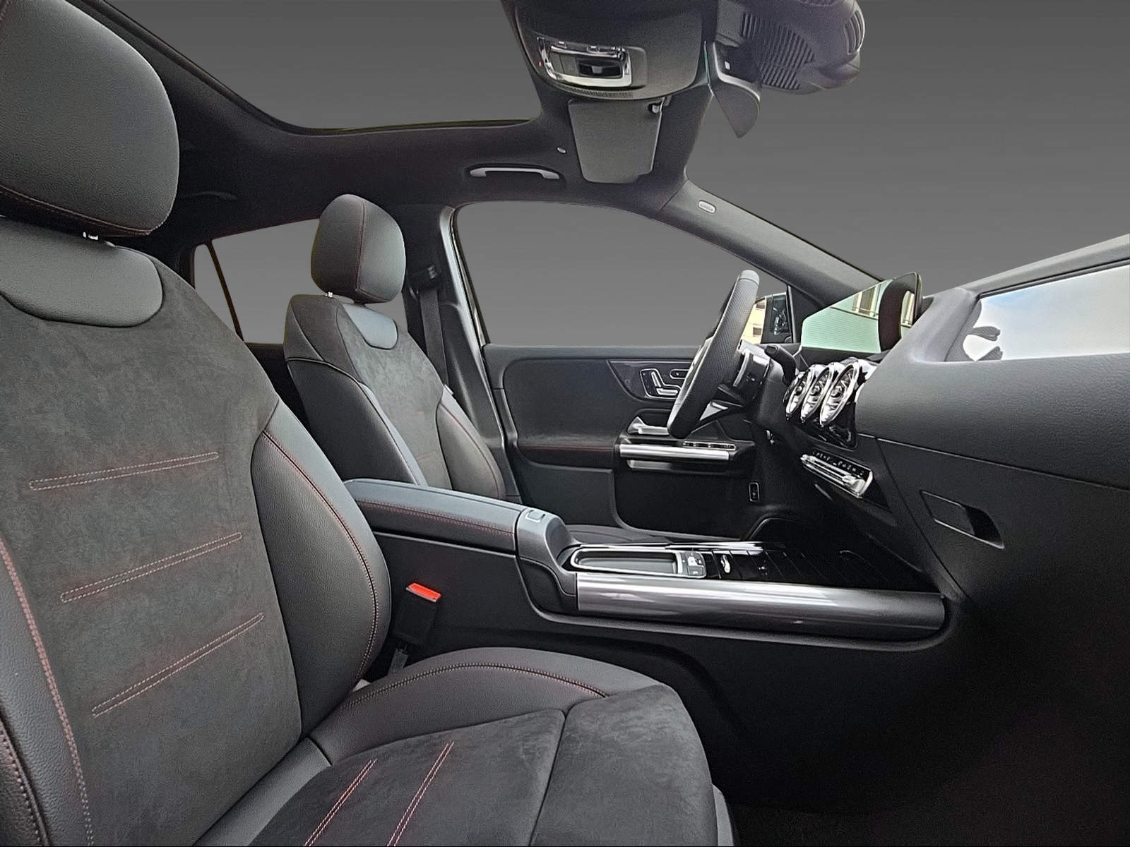 MERCEDES-BENZ GLA 220 d 4Matic Swiss Star-image-12