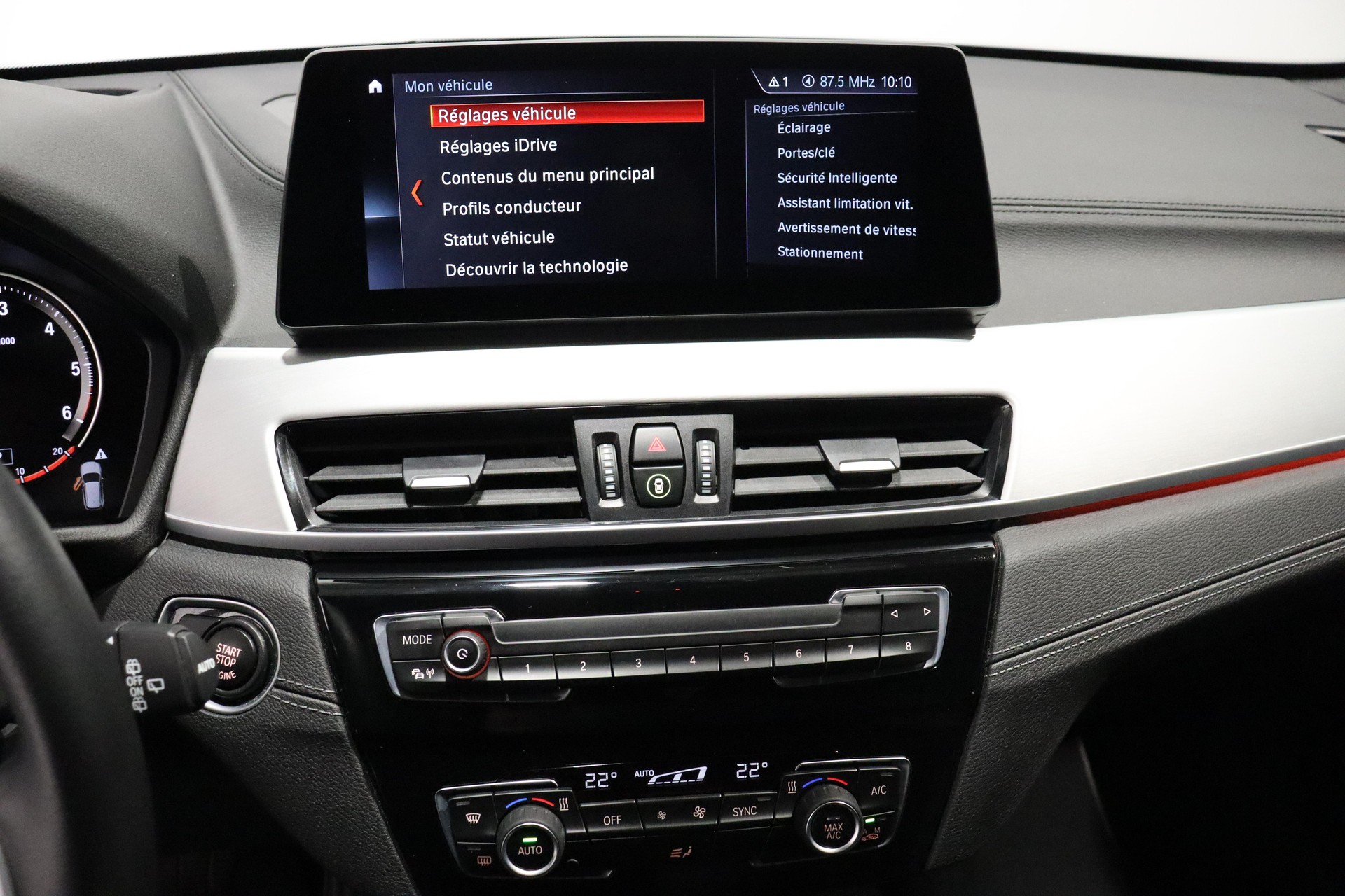 BMW X1 20d xDrive-image-16
