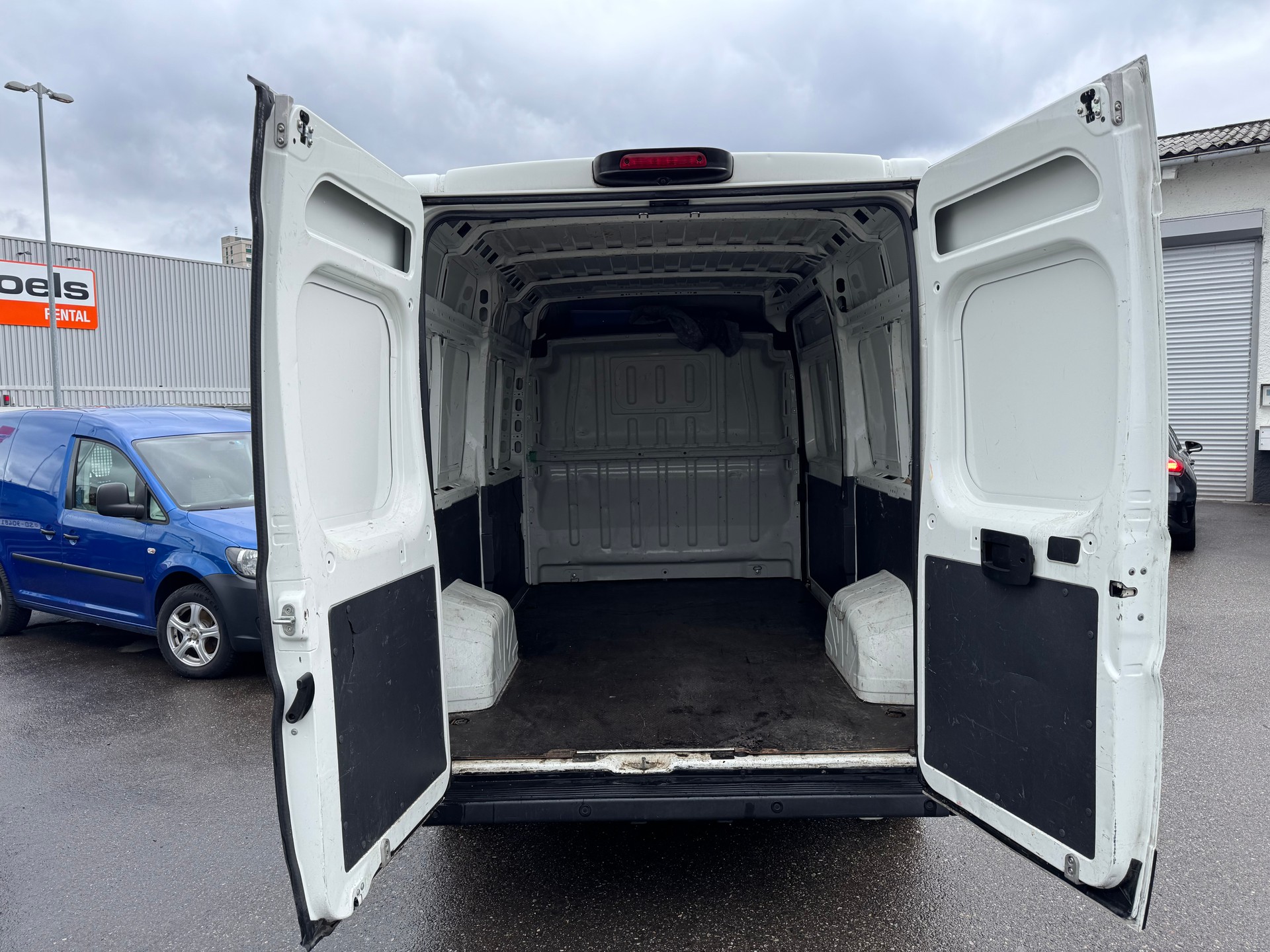 CITROEN Jumper 33 2.0 BlueHDi 130 Attraction L2H2-image-13