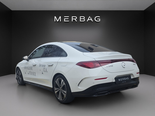 MERCEDES-BENZ CLA 220 8G-DCT 4Matic-image-3