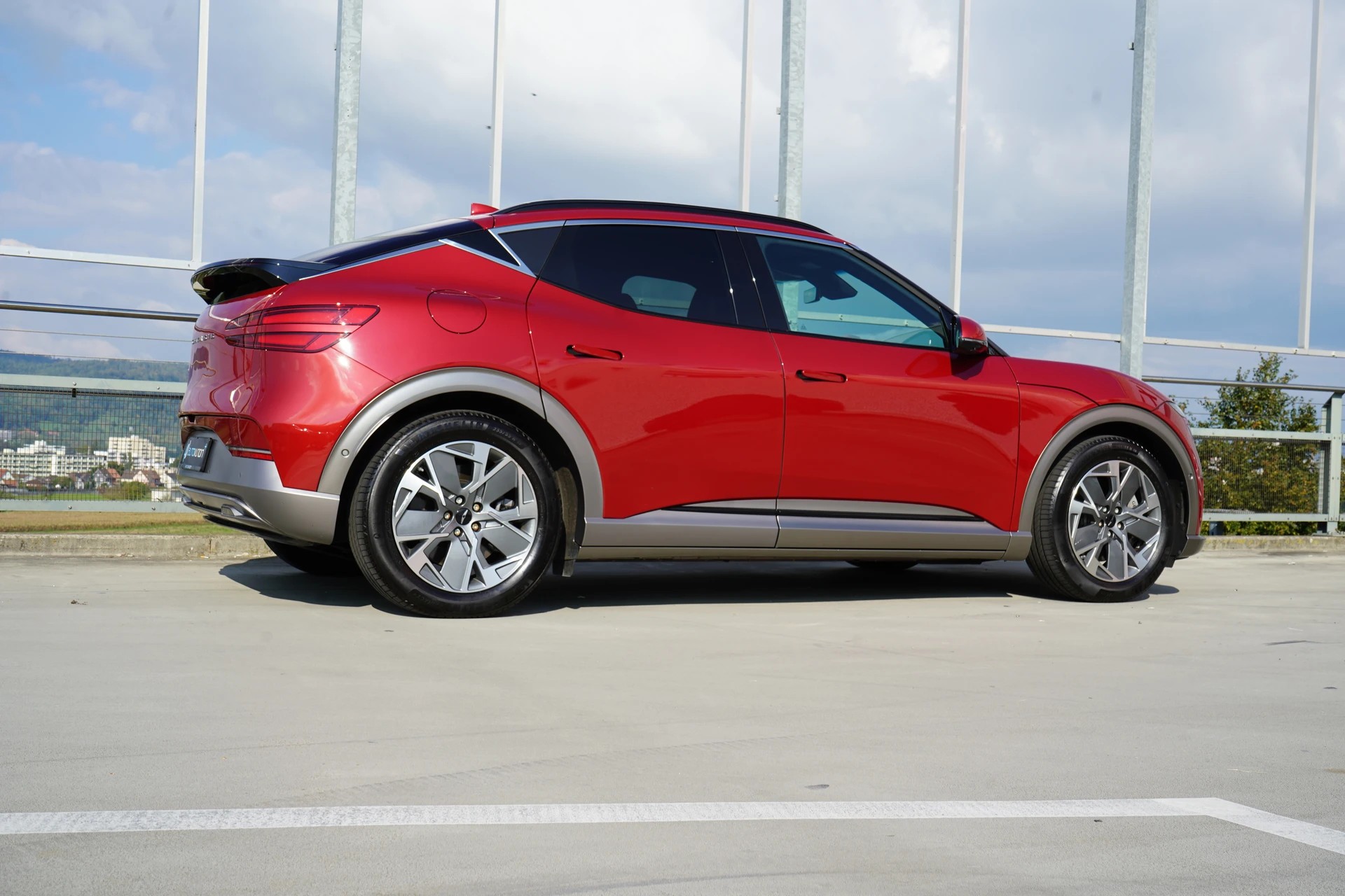 GENESIS GV60 77.4 kWh PREMIUM l 230 PS-image-11