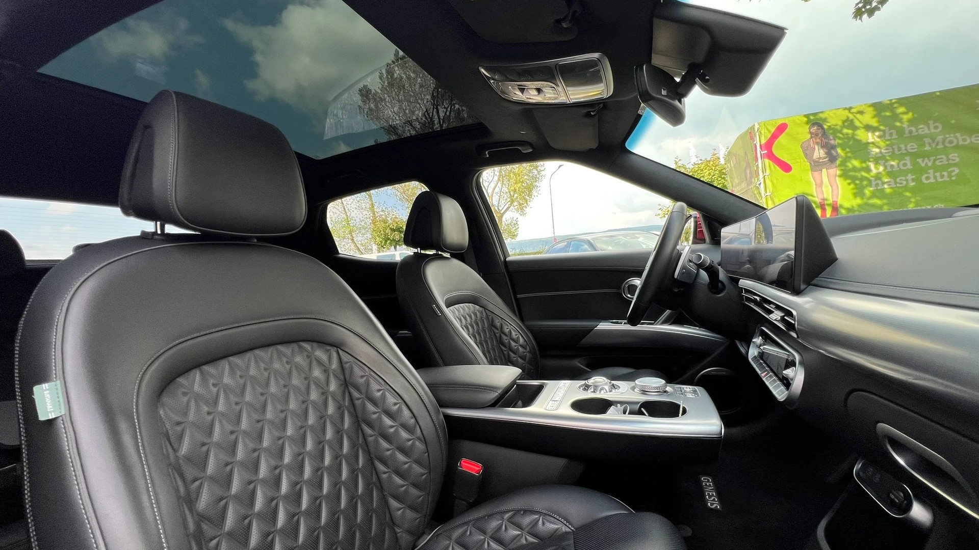 GENESIS GV60 77.4 kWh PREMIUM l 230 PS-image-28