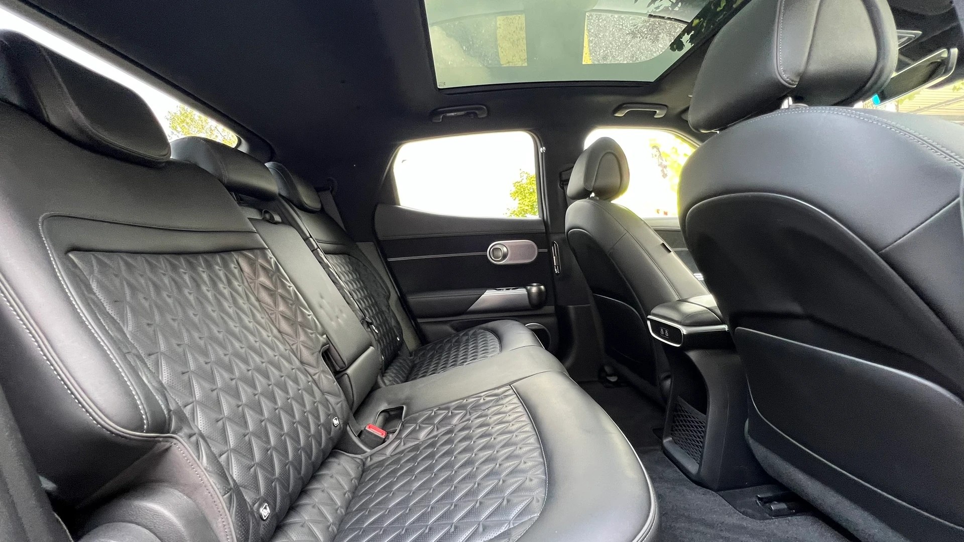 GENESIS GV60 77.4 kWh PREMIUM l 230 PS-image-27