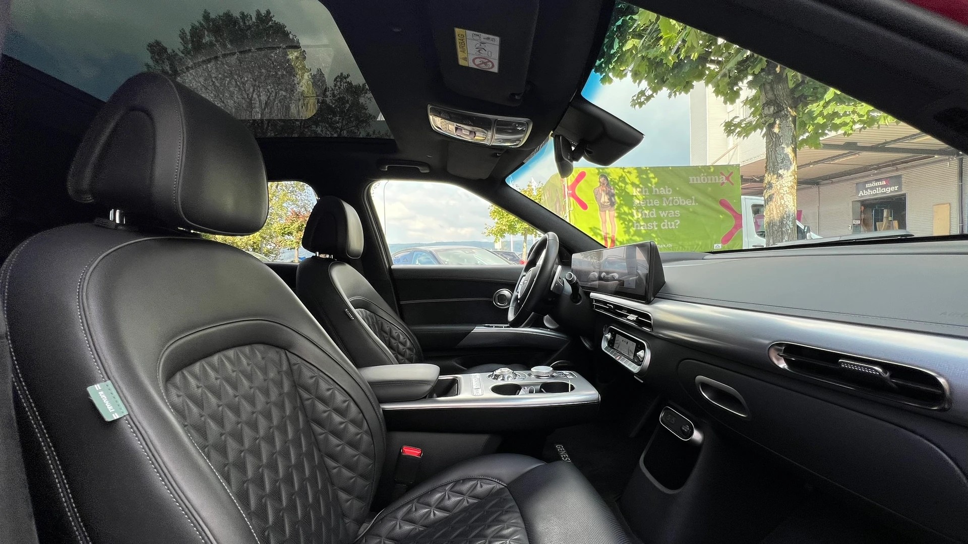 GENESIS GV60 77.4 kWh PREMIUM l 230 PS-image-22