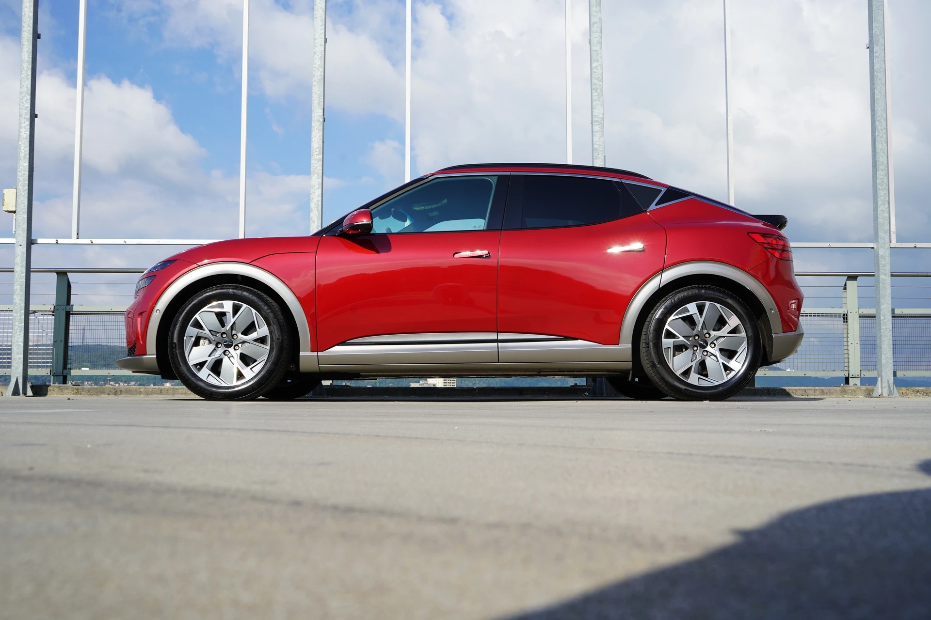 GENESIS GV60 77.4 kWh PREMIUM l 230 PS-image-3