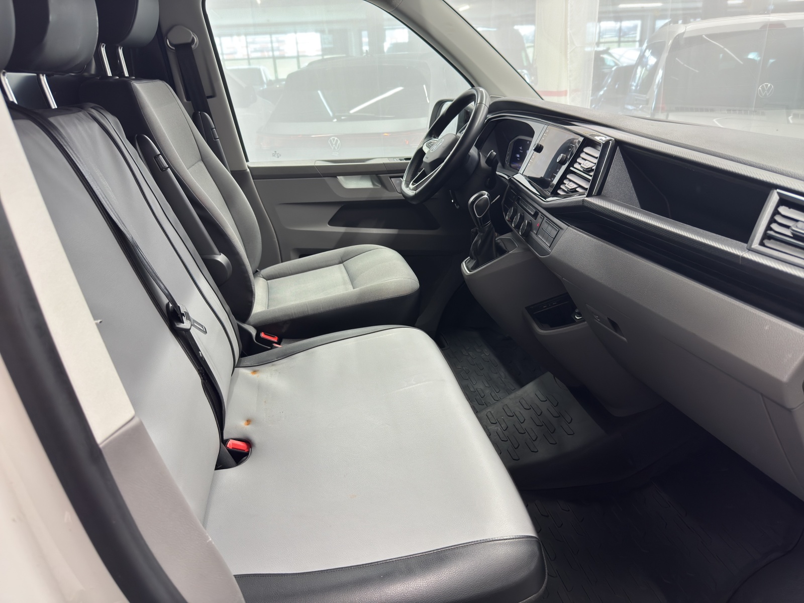 VW T6.1 Kaw. 3000 2.0 TDI 150 DSG 4motion-image-9