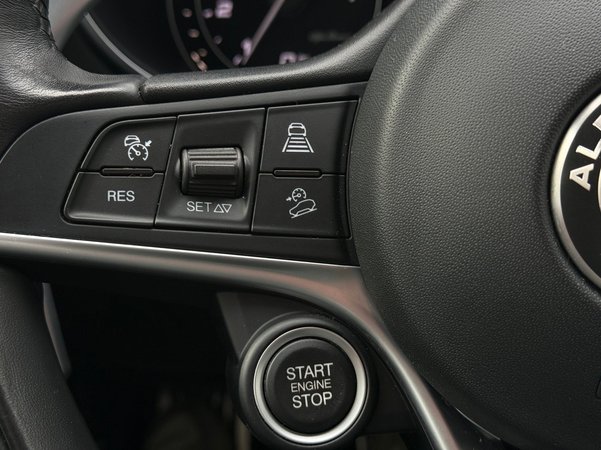 ALFA ROMEO Stelvio 2.0 Super Q4 Automatic-image-16