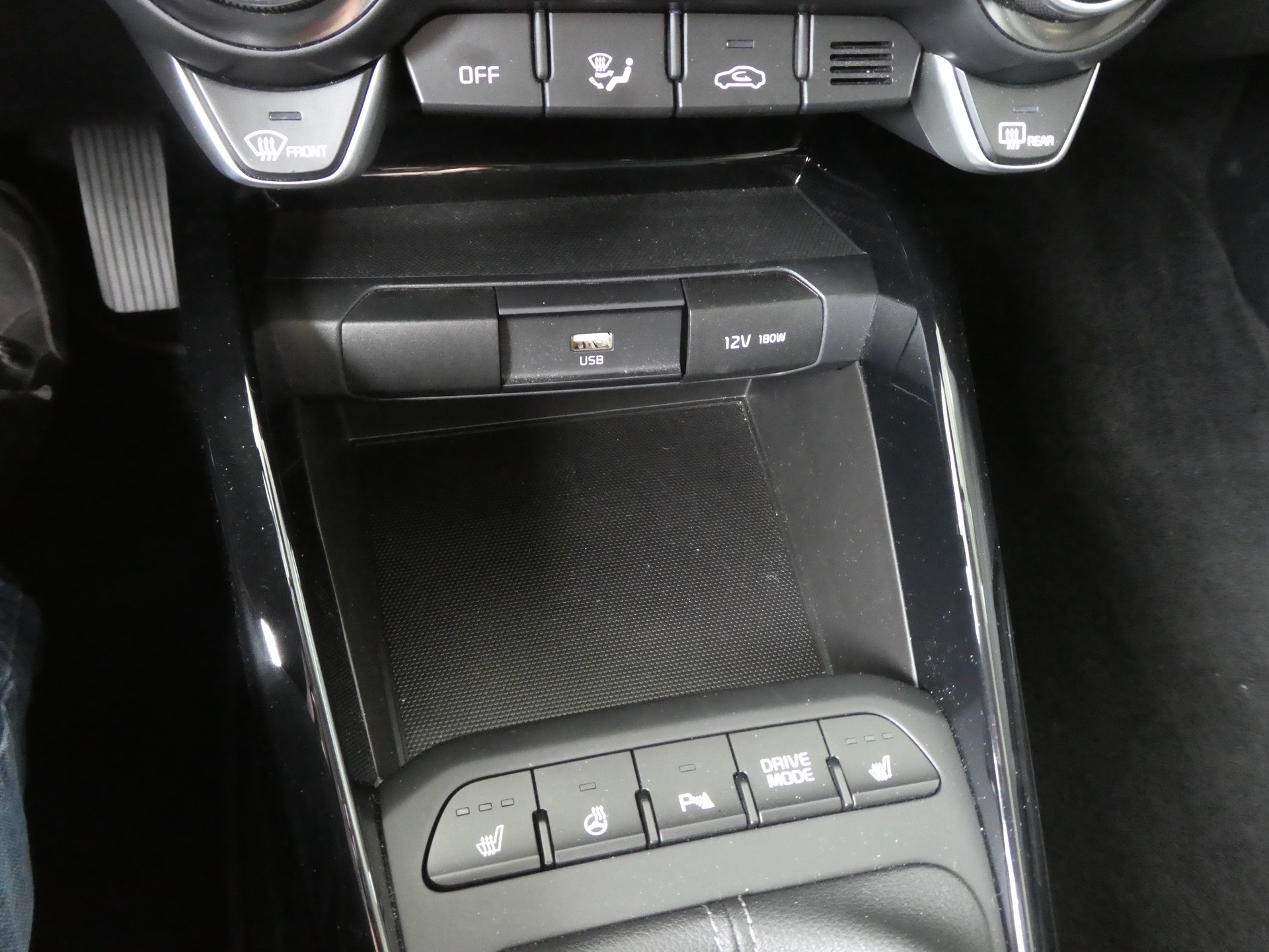 KIA Stonic 1.0 T-GDI MHEV Style iMT-image-8