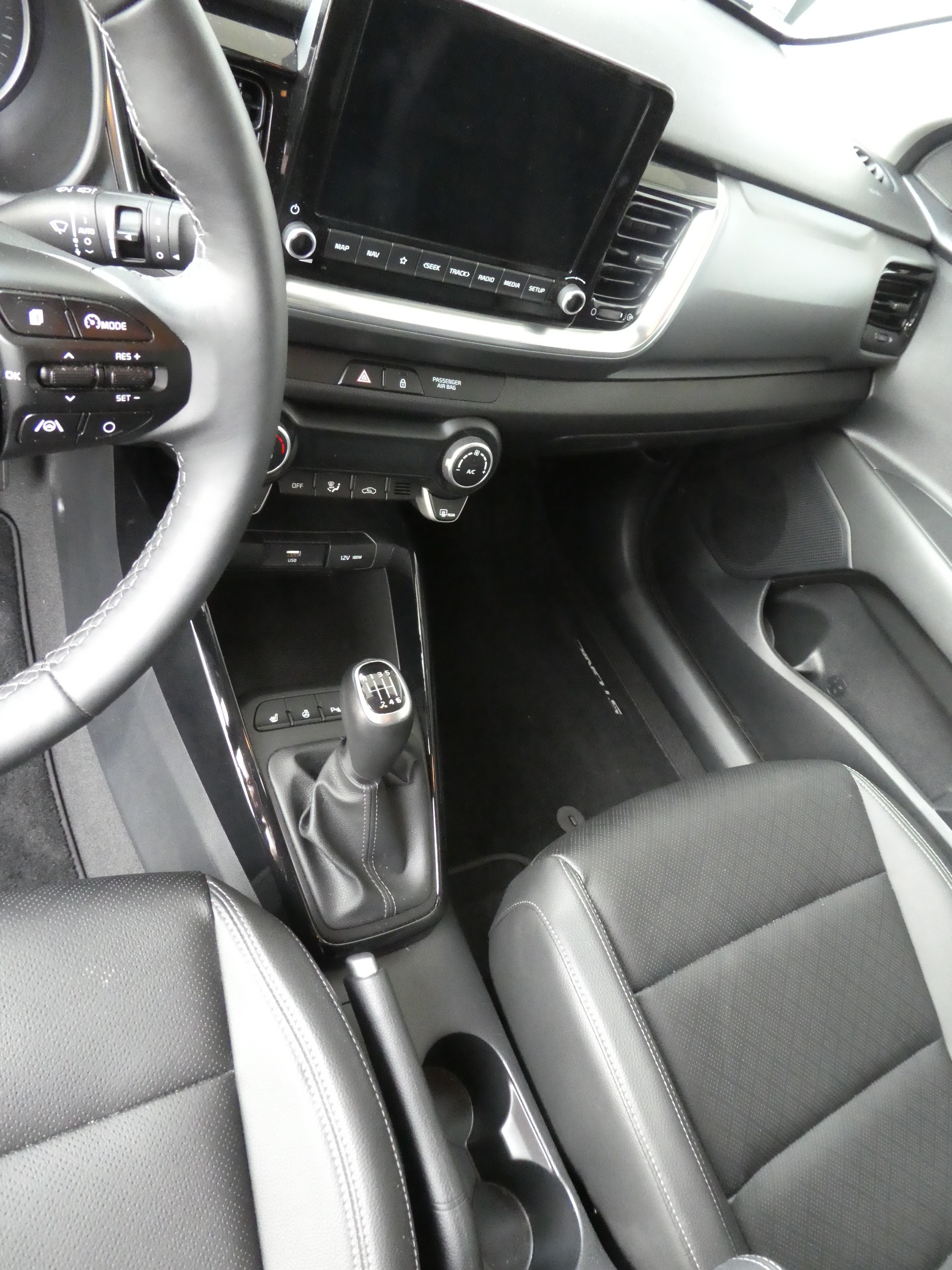KIA Stonic 1.0 T-GDI MHEV Style iMT-image-7