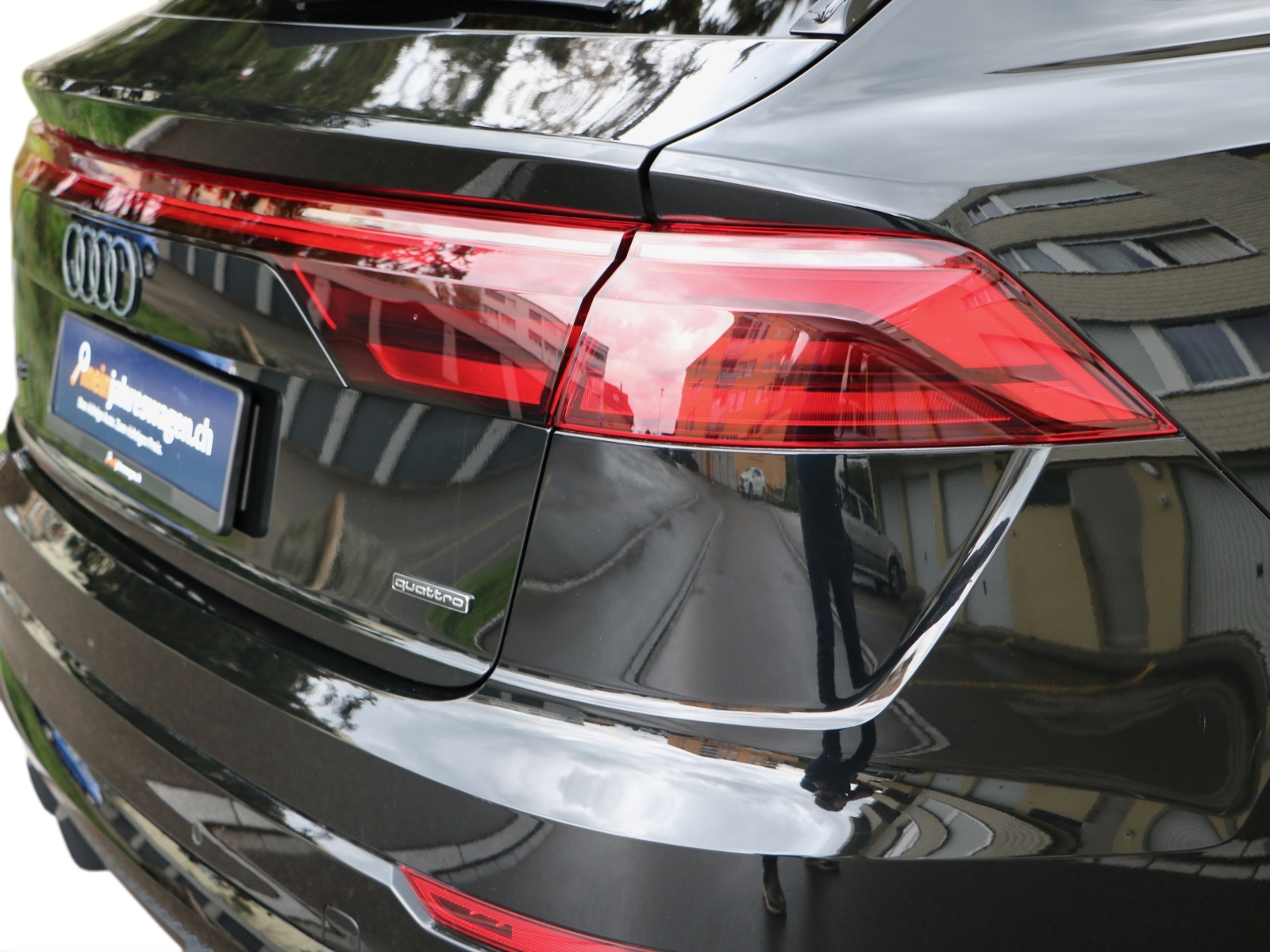 AUDI Q8 SUV 50 TDI quattro tiptronic-image-7