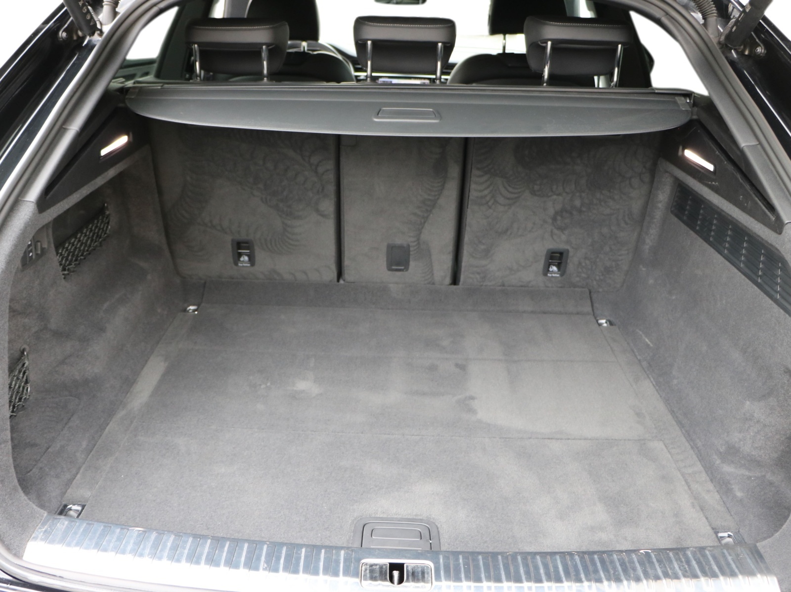AUDI Q8 SUV 50 TDI quattro tiptronic-image-13