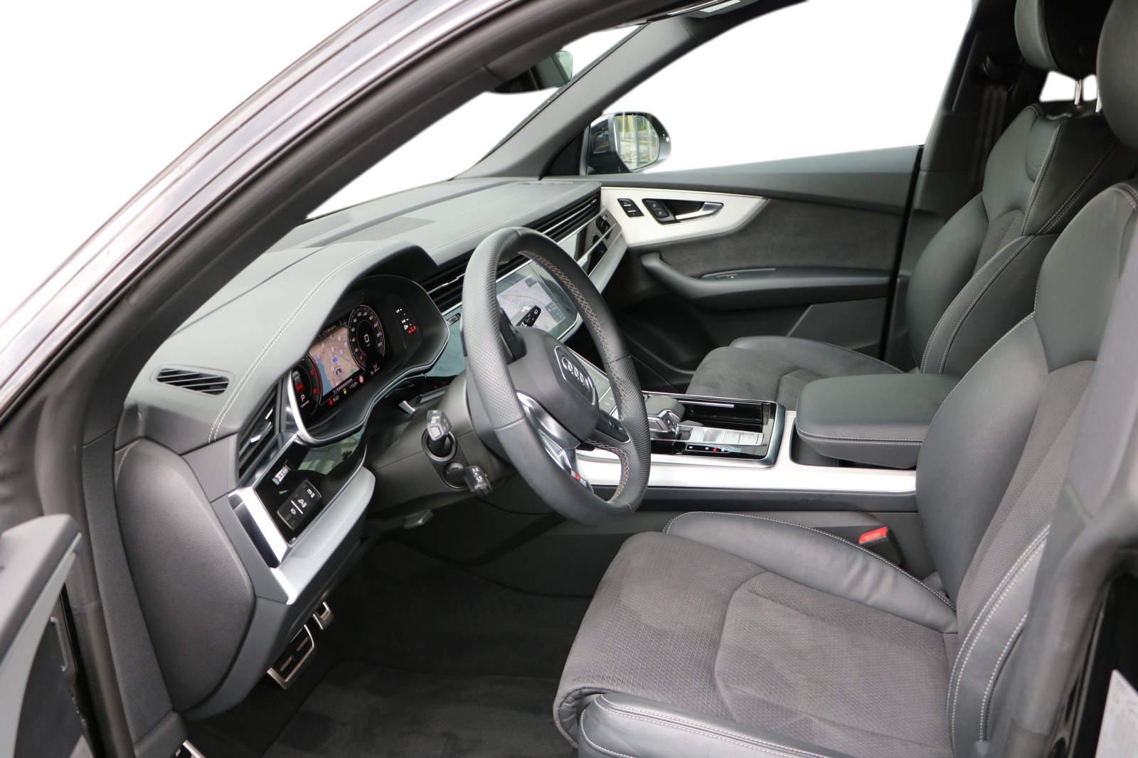 AUDI Q8 SUV 50 TDI quattro tiptronic-image-16