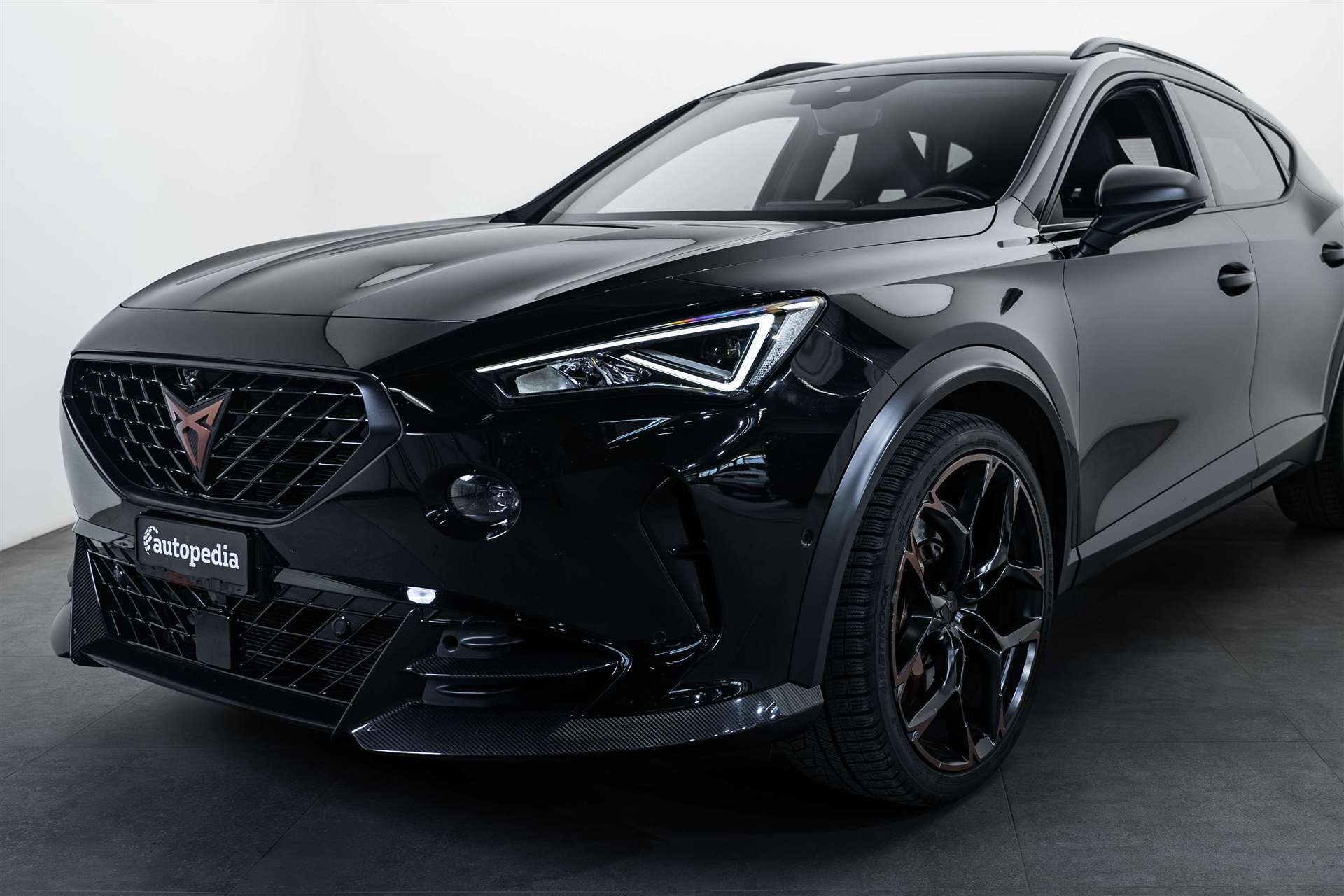 CUPRA Formentor 2.5TSI VZ5 4Drive DSG 390PS-image-1