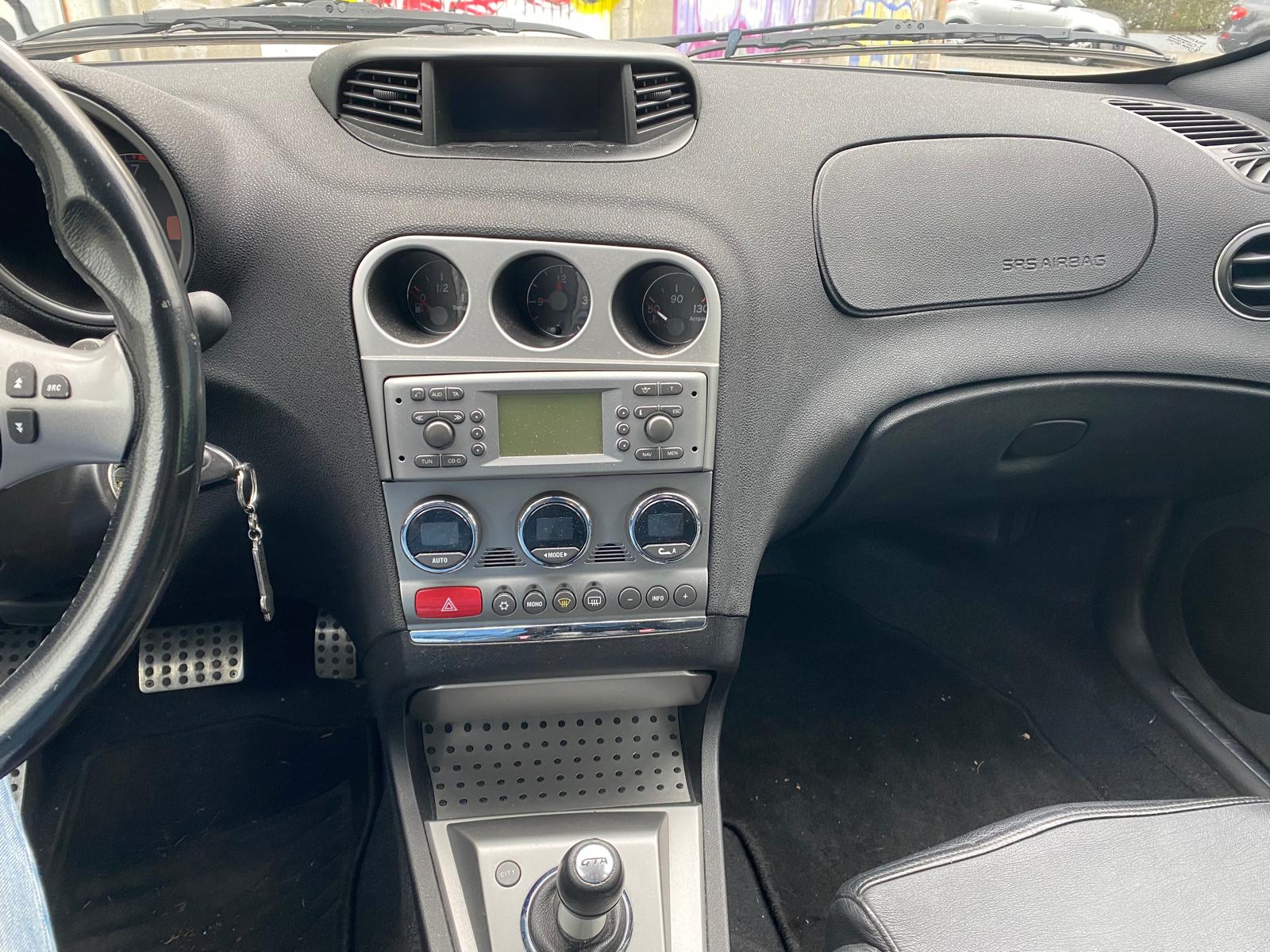 ALFA ROMEO 156 Sportwagon 3.2 V6 GTA SLSPD-image-3