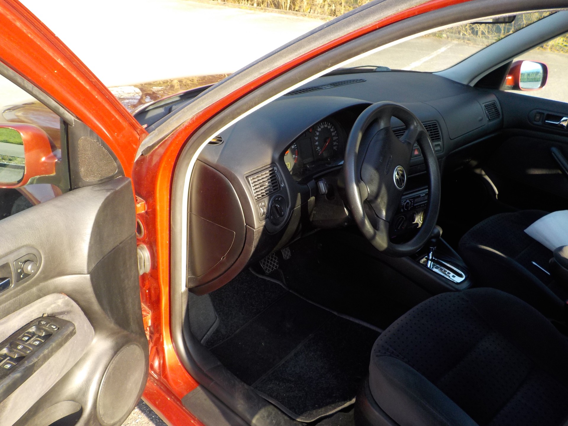 VW Golf 1.6-image-5