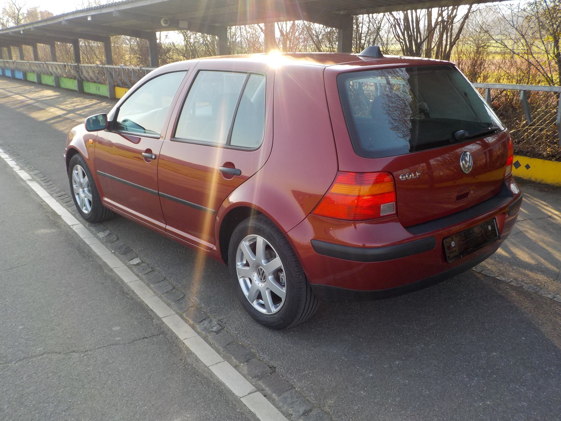VW Golf 1.6-image-9