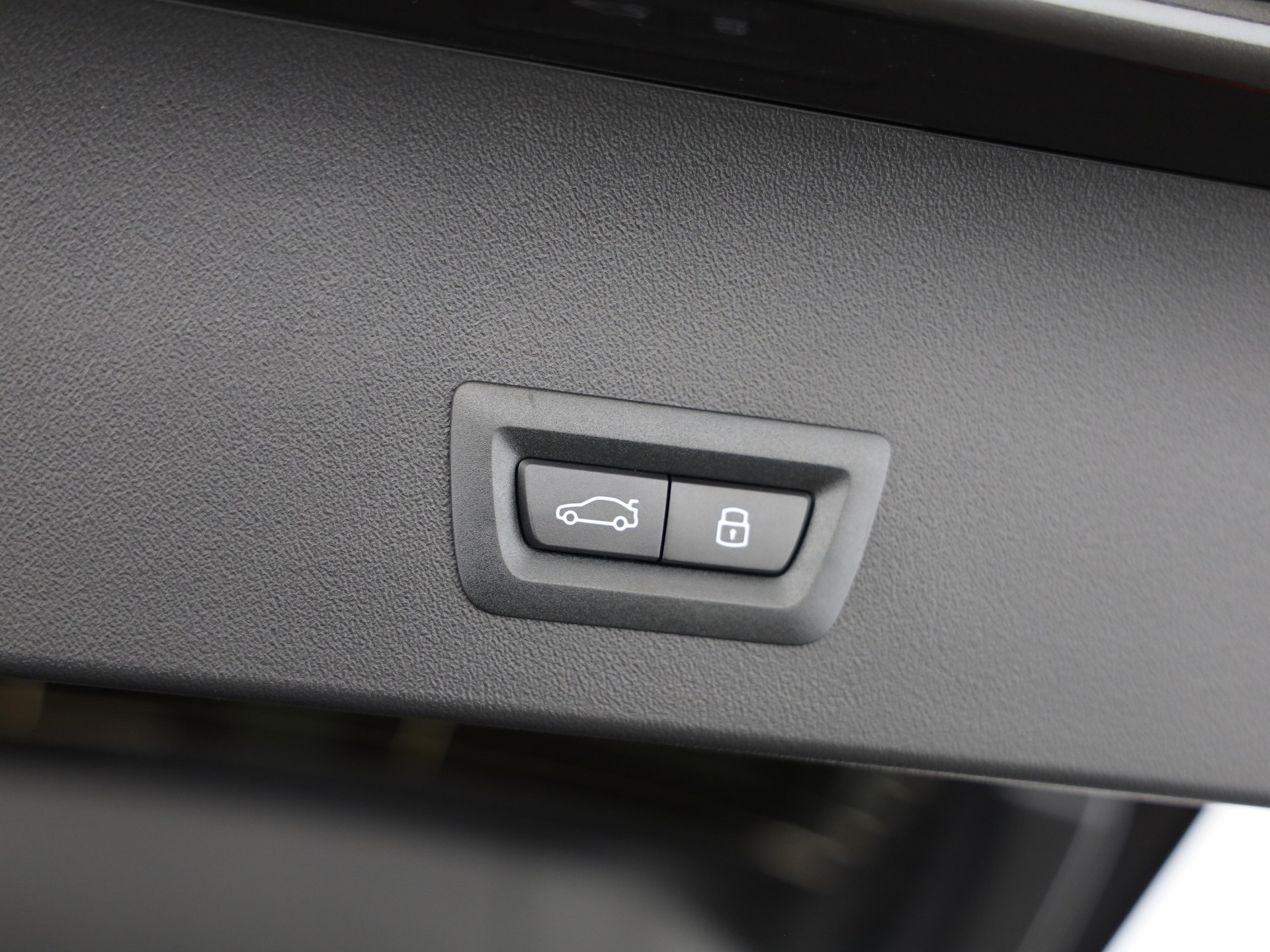 BMW X3 20i xDrive-image-8