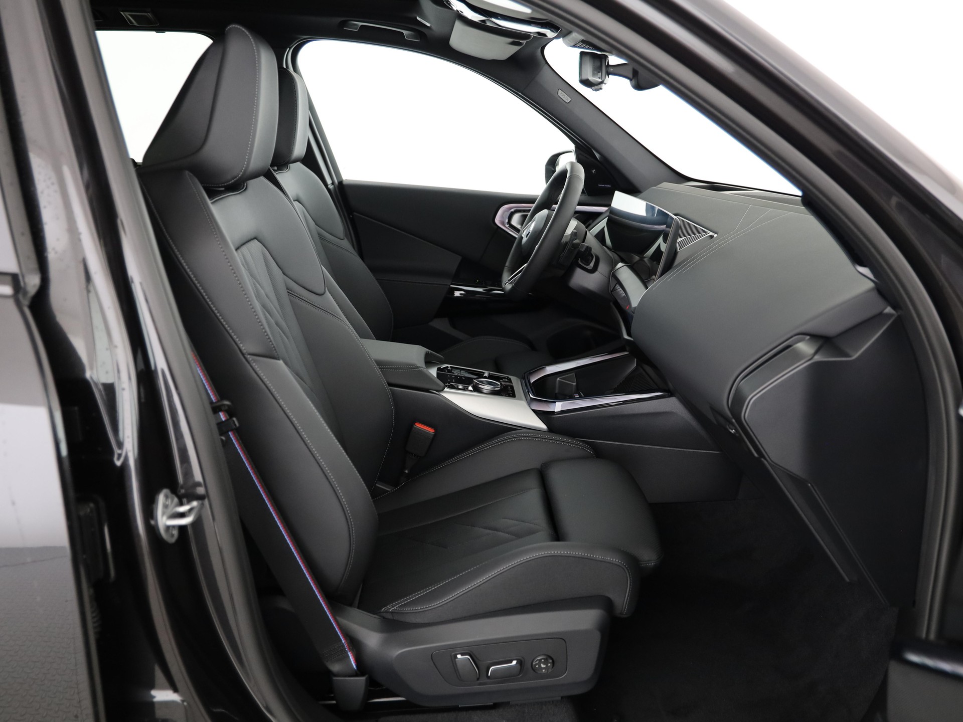 BMW X3 20i xDrive-image-13