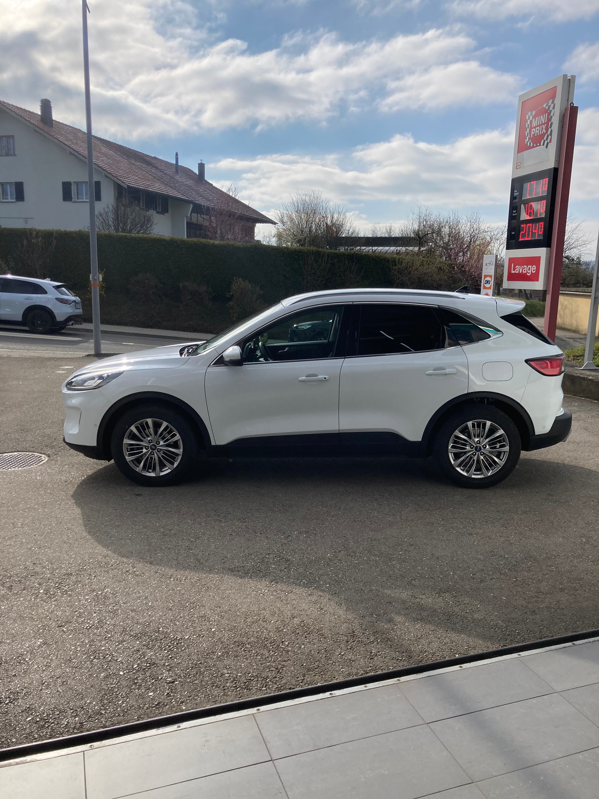 FORD Kuga 2.0 EcoBlue Hybrid Titanium X 2WD-image-7