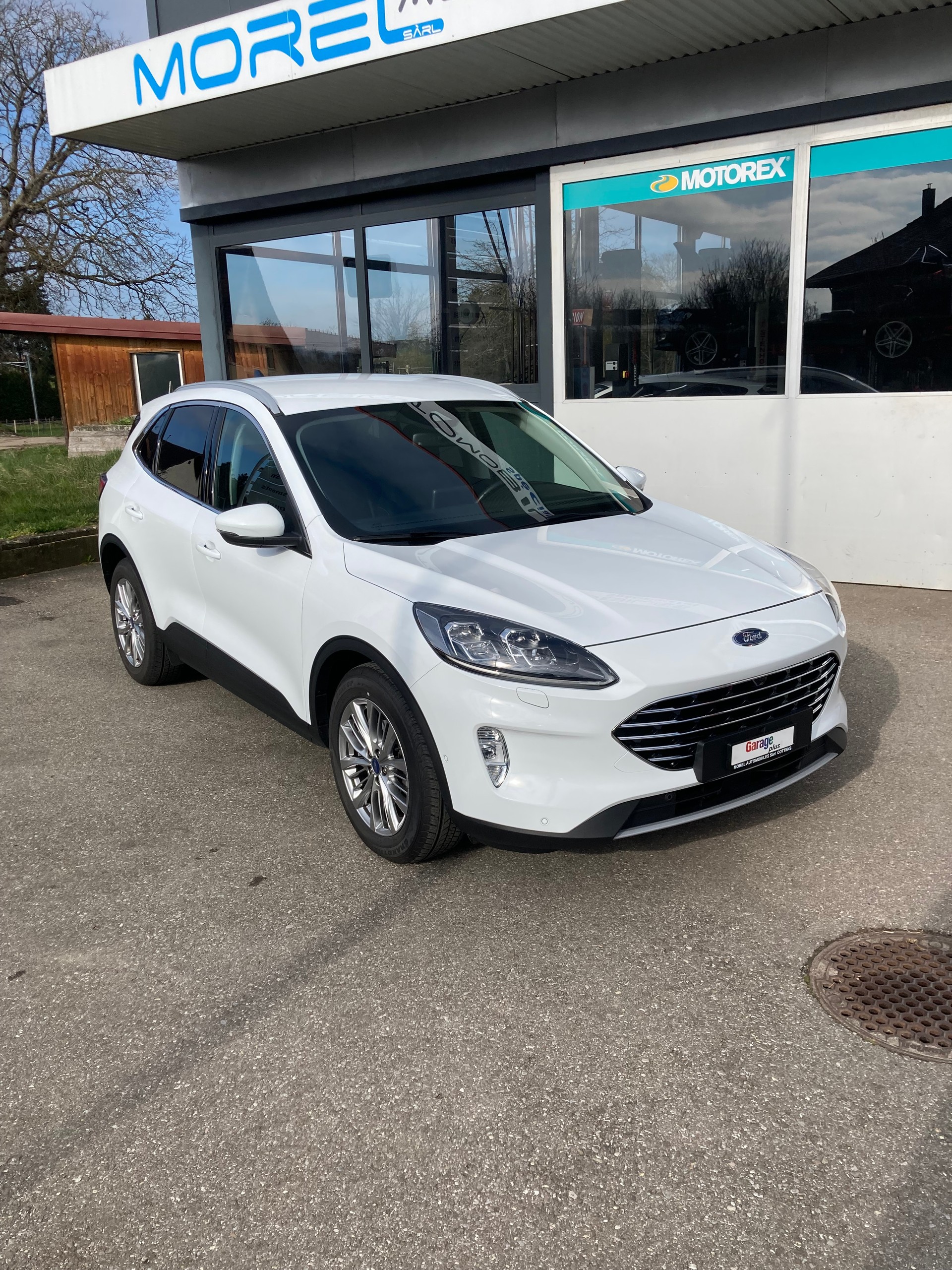 FORD Kuga 2.0 EcoBlue Hybrid Titanium X 2WD-image-2