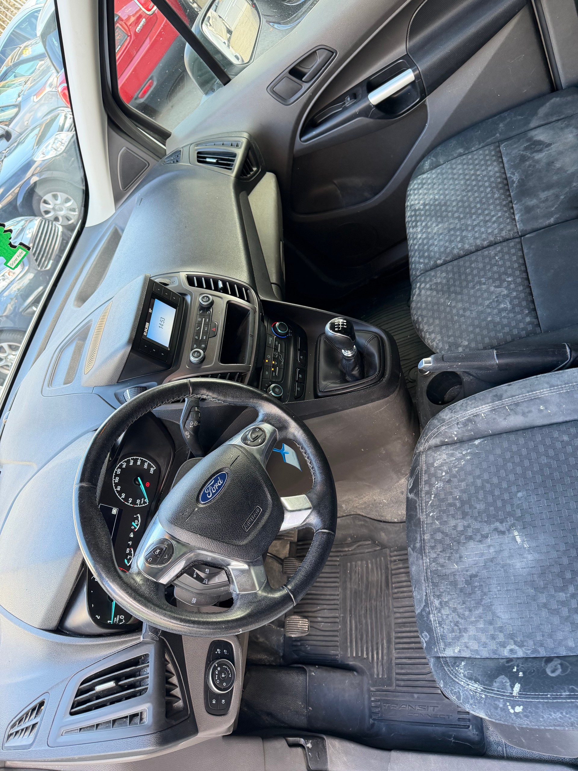 FORD TRANSIT CONNECT-image-6