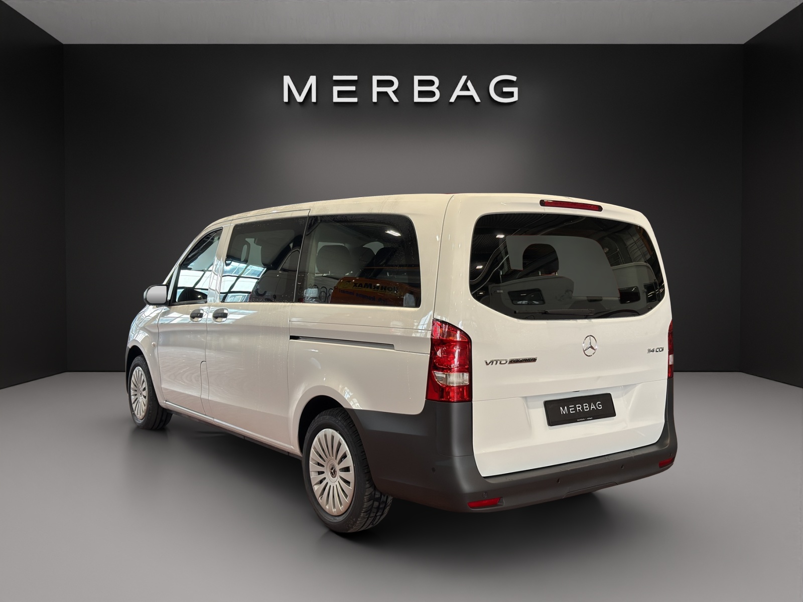 MERCEDES-BENZ Vito 114 CDI Lang Tourer 9G-Tronic Pro-image-3