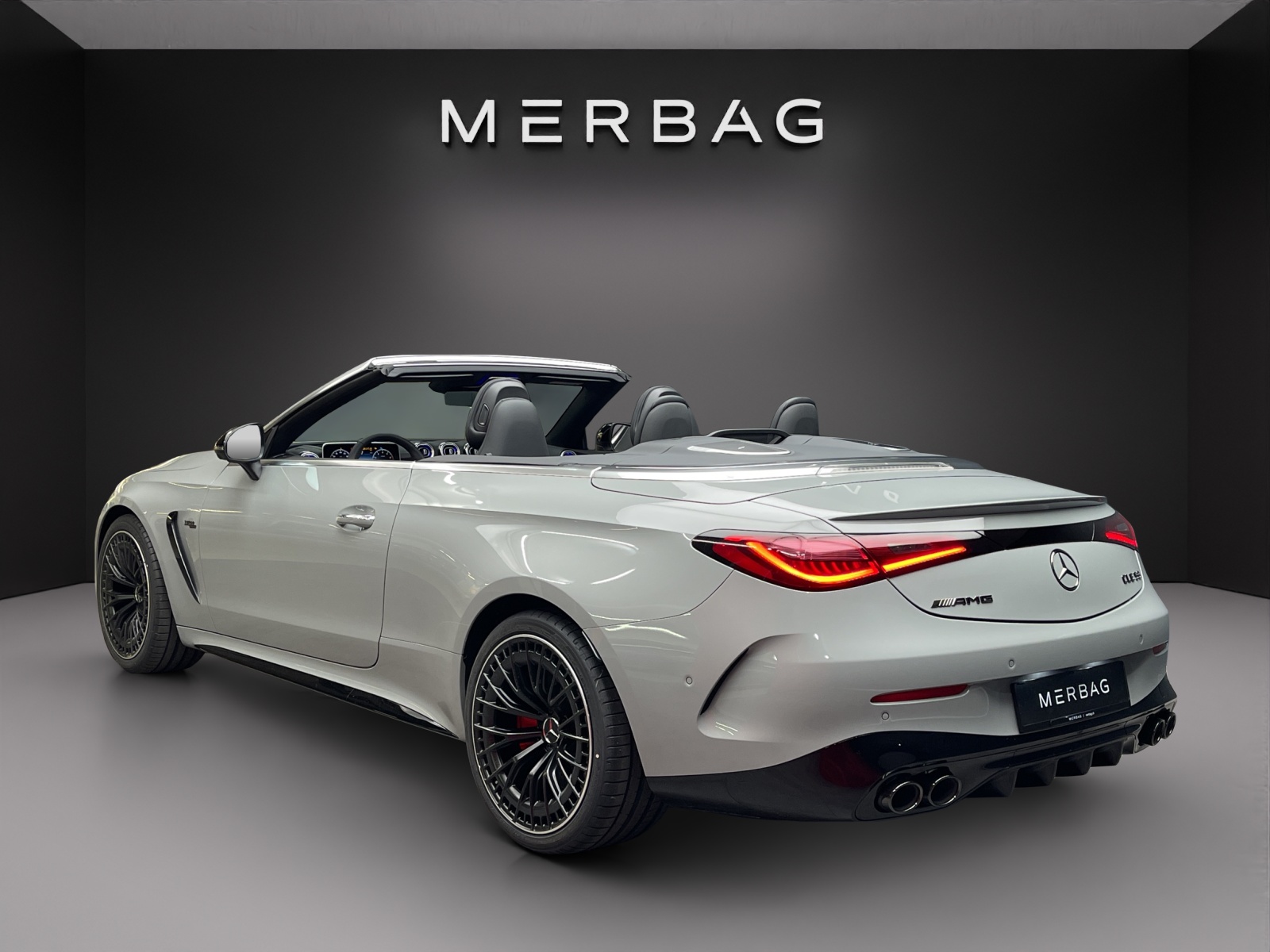 MERCEDES-BENZ AMG CLE 53 4MATIC+ Cabriolet-image-4