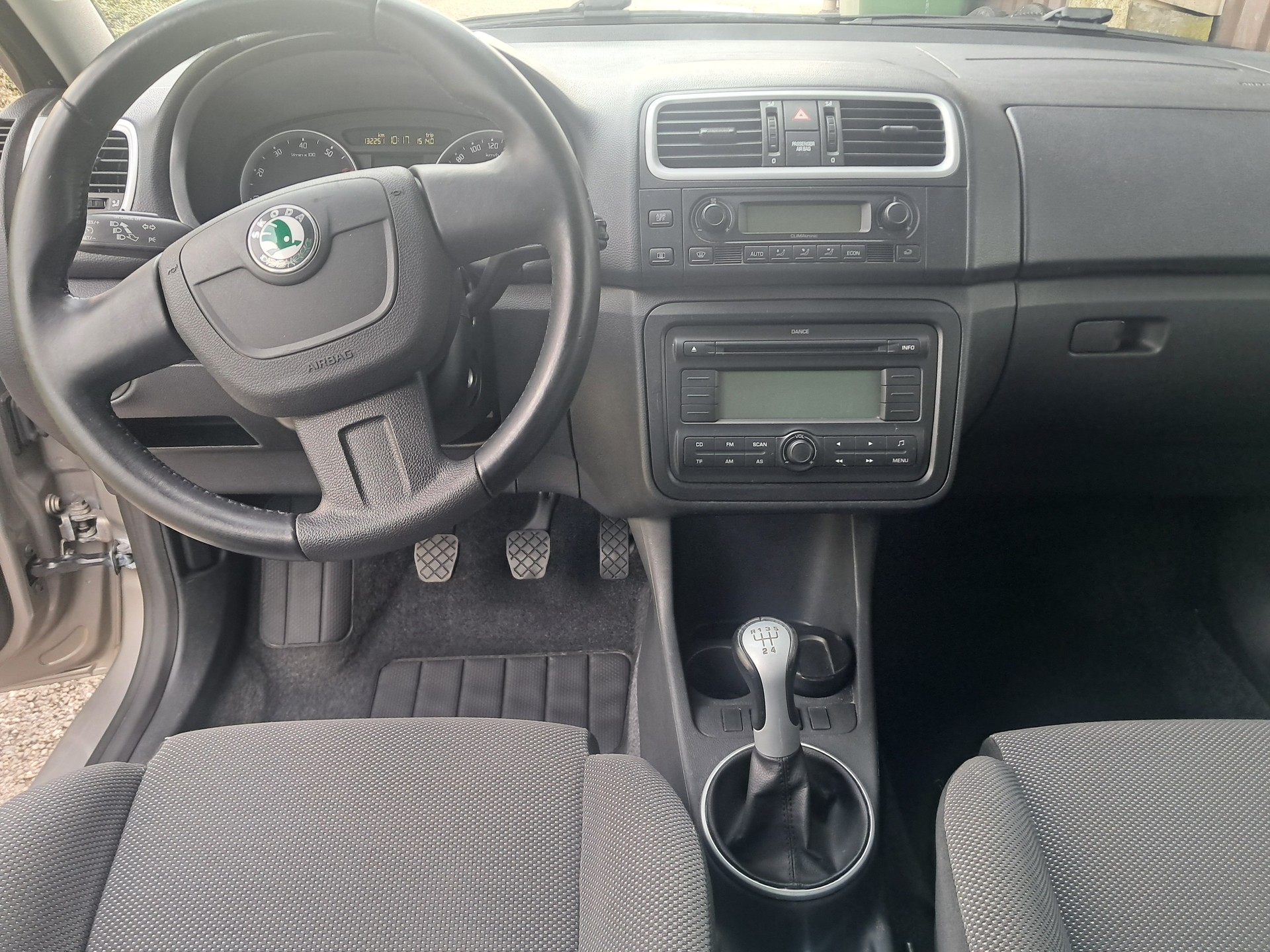 SKODA Fabia 1.4 Smile-image-7