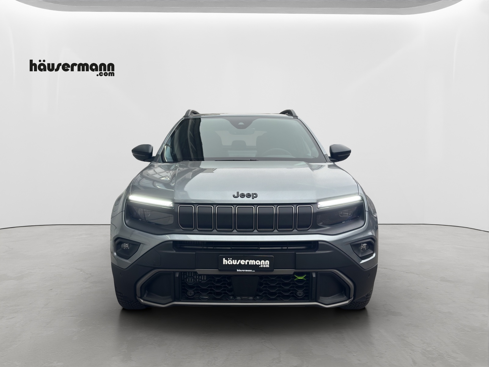 JEEP Avenger 1.2 MHEV Overland 4xe-image-1