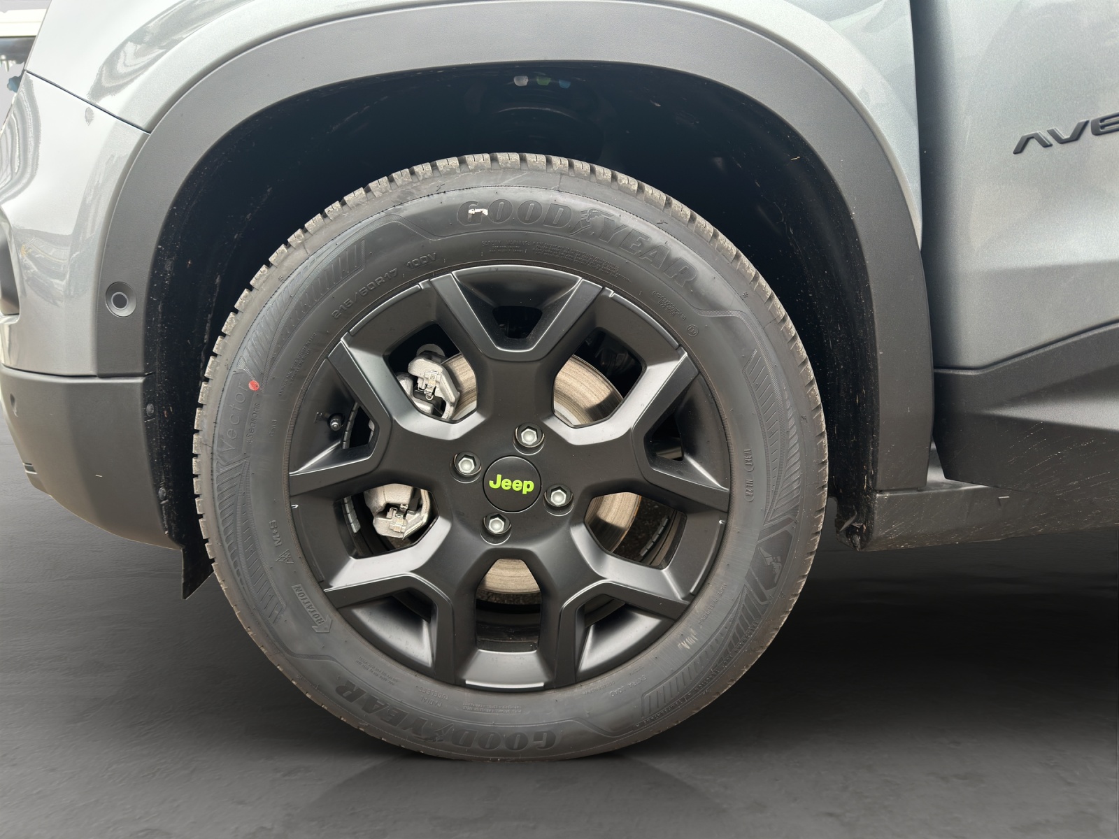 JEEP Avenger 1.2 MHEV Overland 4xe-image-15