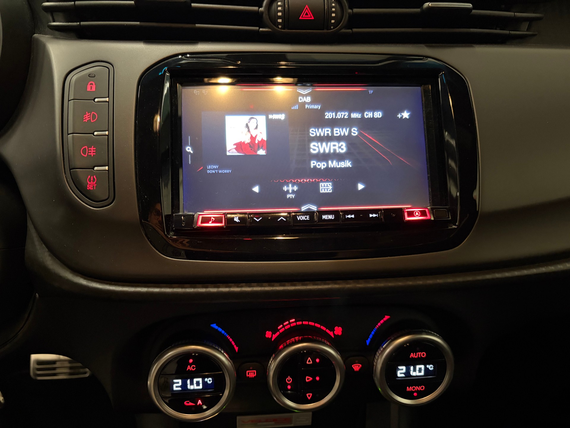 ALFA ROMEO Giulietta 1750 TBi Veloce TCT-image-9