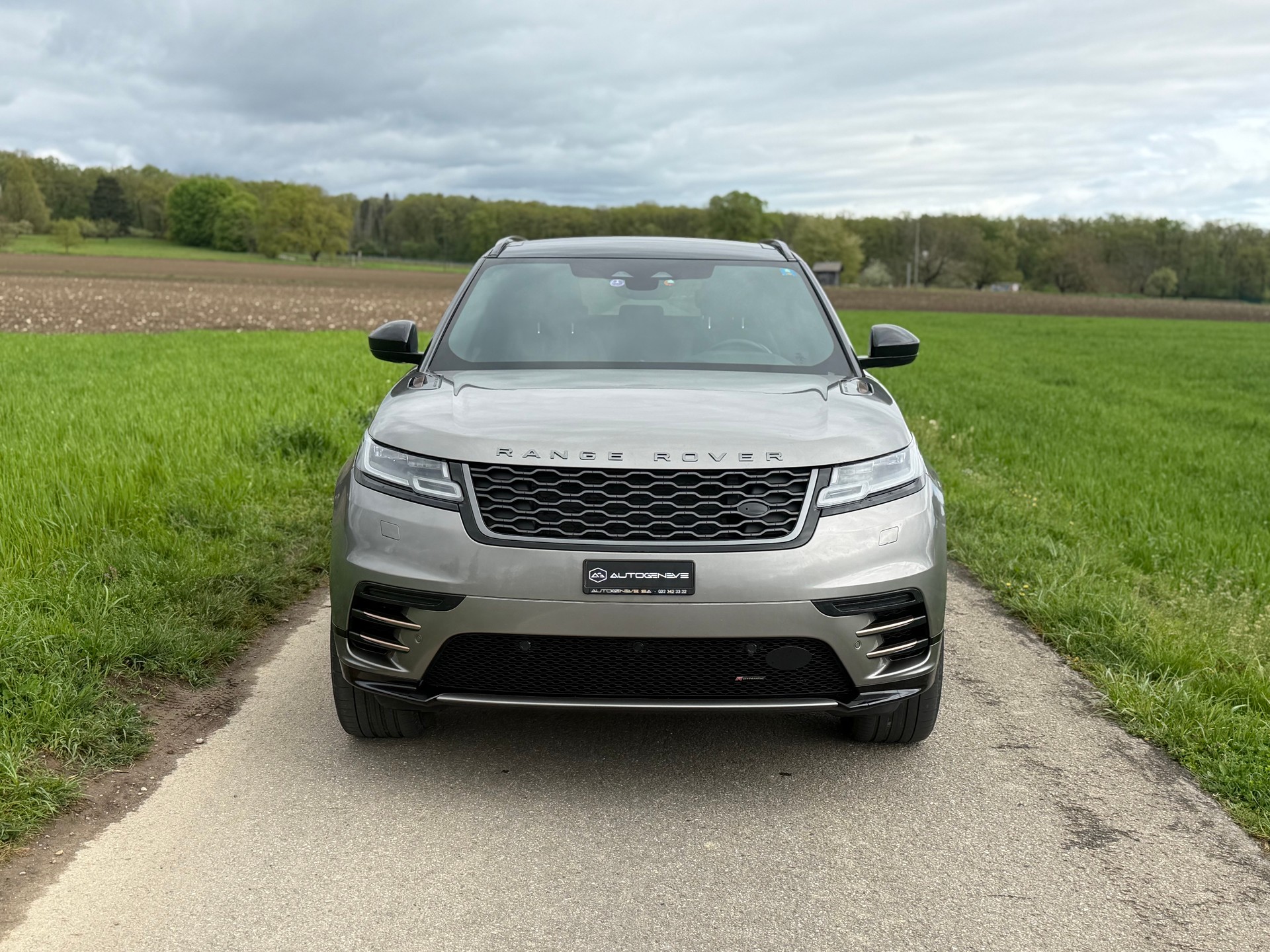 LAND ROVER Range Rover Velar R-Dynamic P 250 SE Automatic-image-0