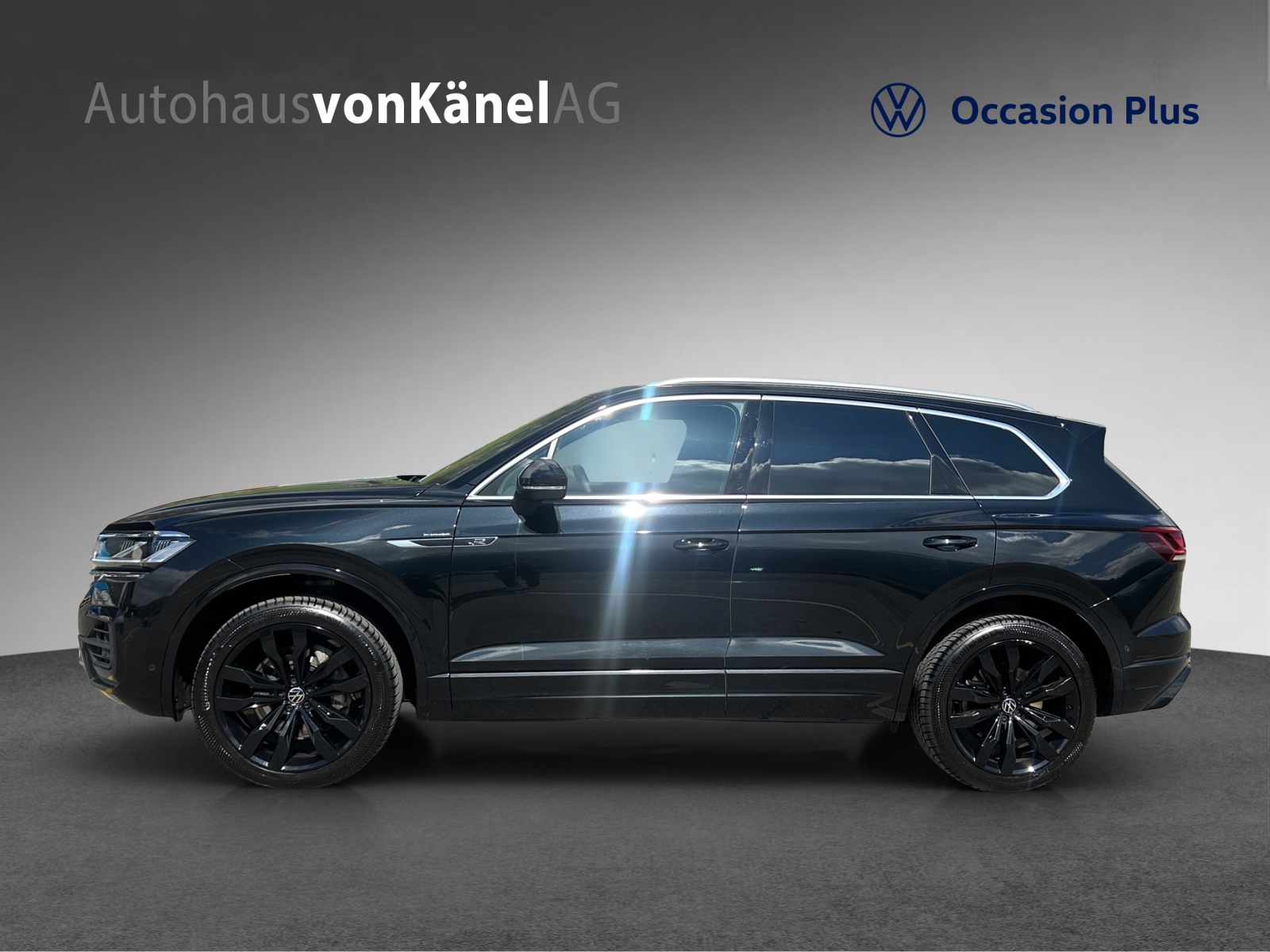 VW Touareg 3.0 TSI R-Line Tiptronic-showroom-element-1