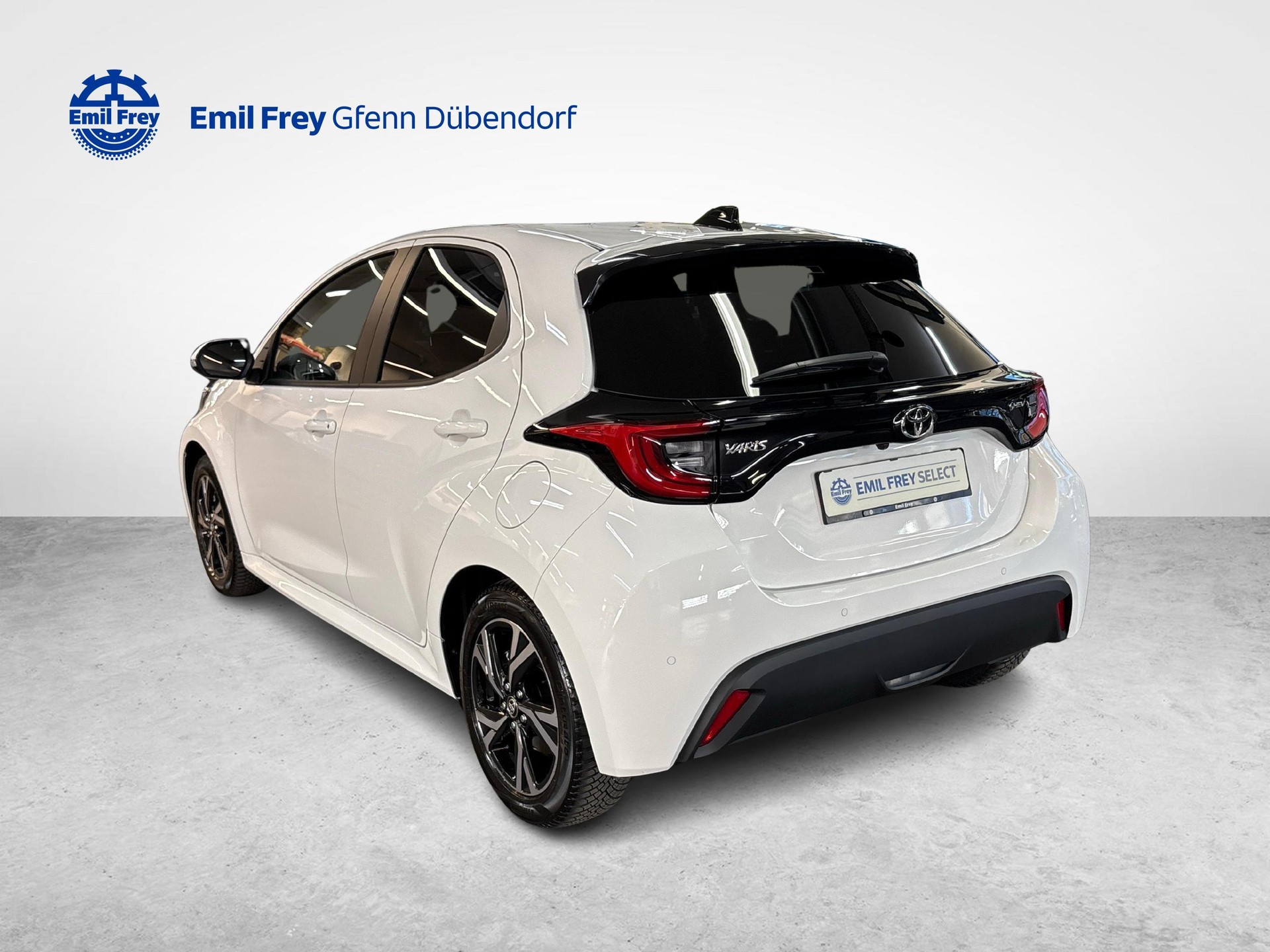 TOYOTA Yaris 1.5 VVT-i HSD Trend-image-2