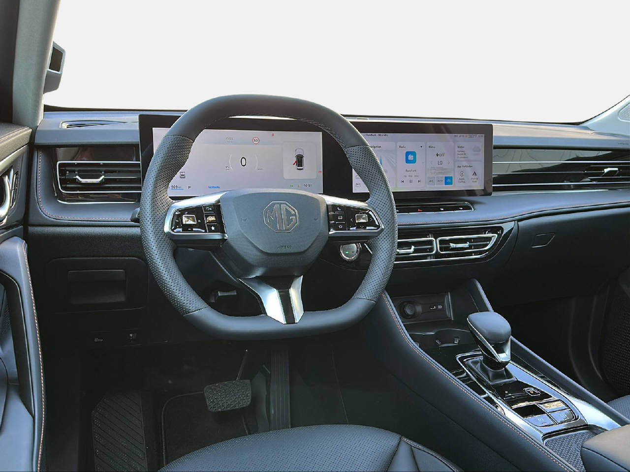 MG HS 1.5 Hybrid Luxury-image-10