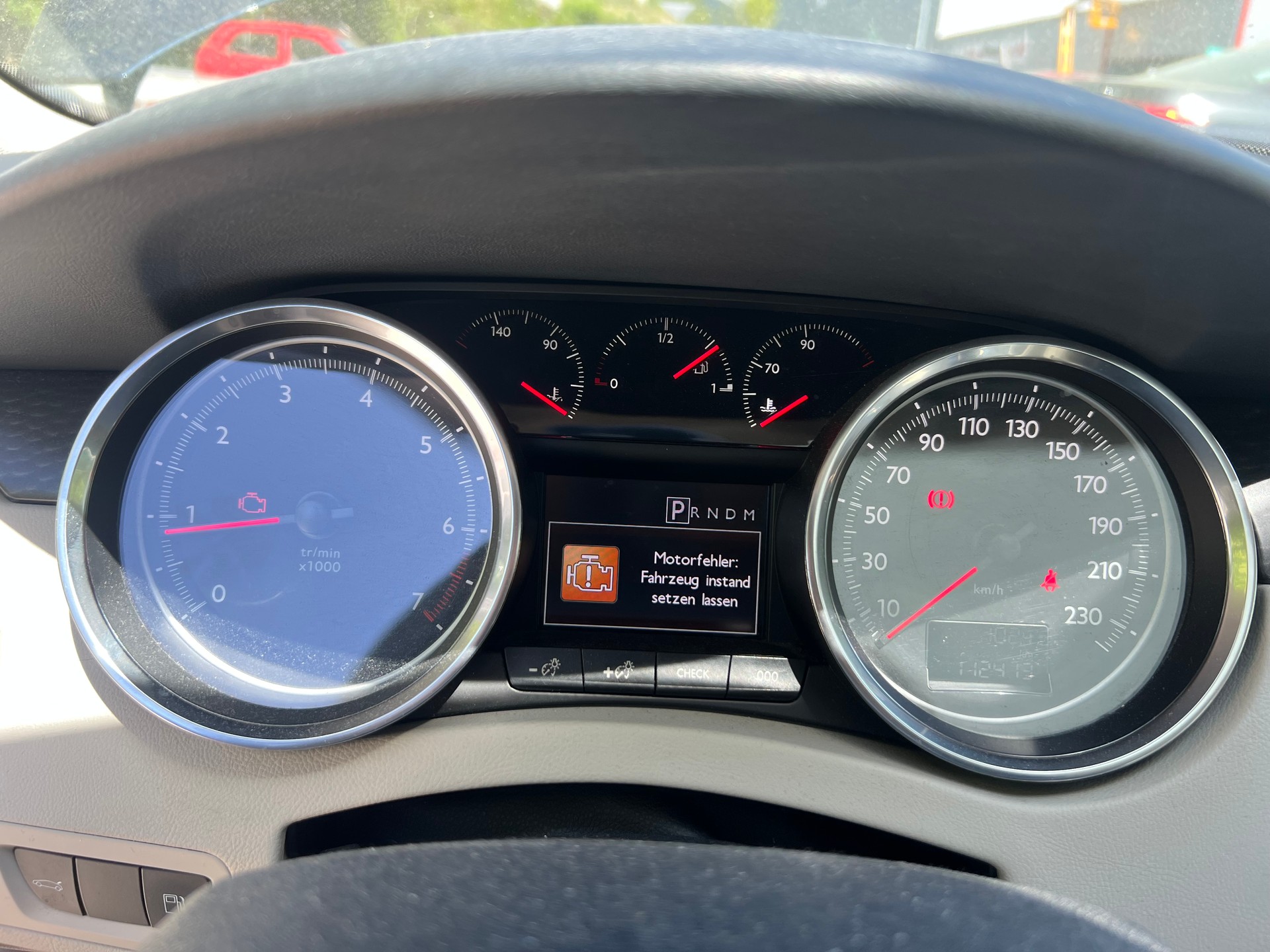 PEUGEOT 508 1.6 16V T Active Automatic-image-12